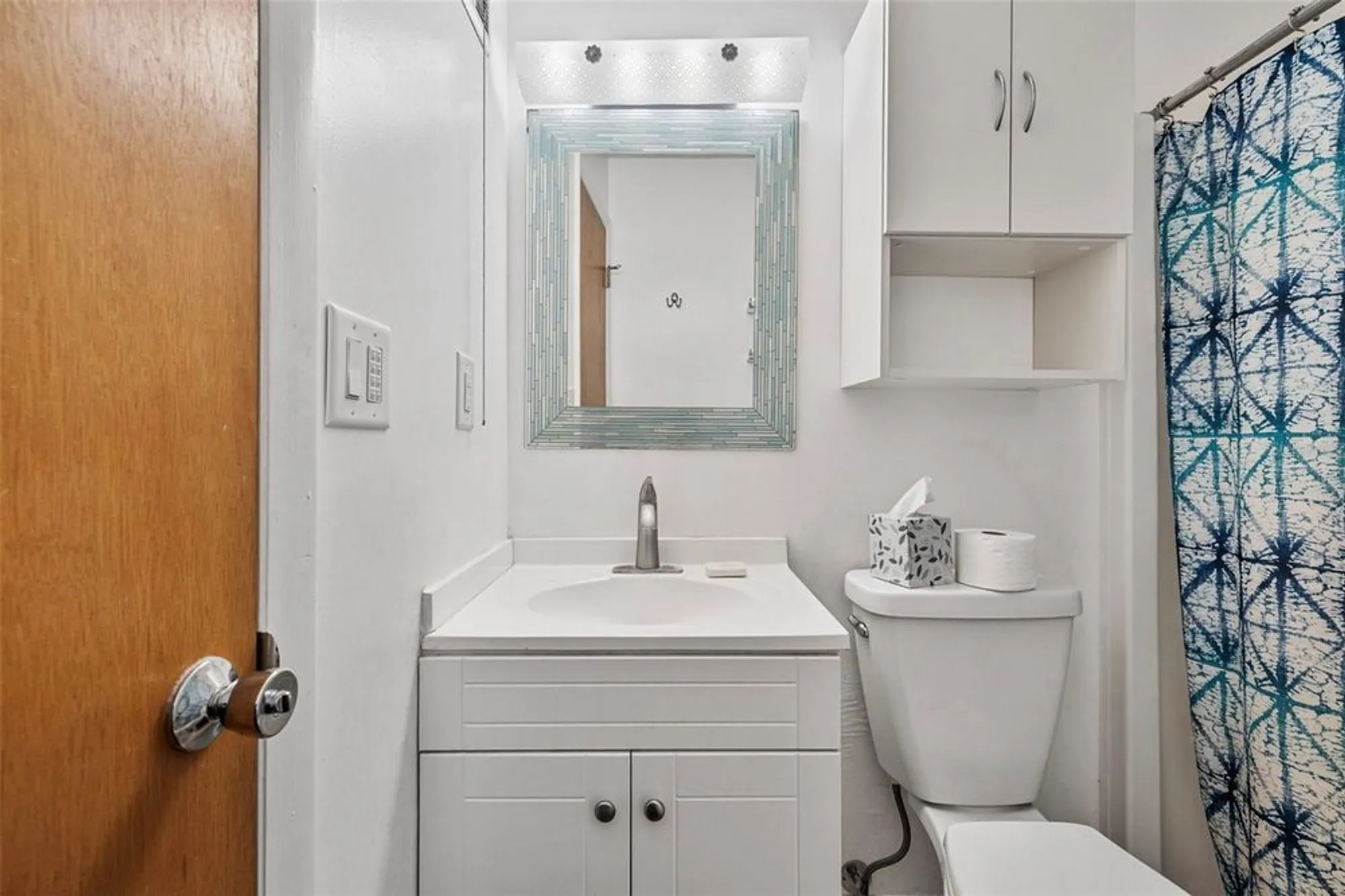 Property Slideshow image 16 of 22 | 5603 80th st n unit 202, Saint Petersburg, FL, 33709