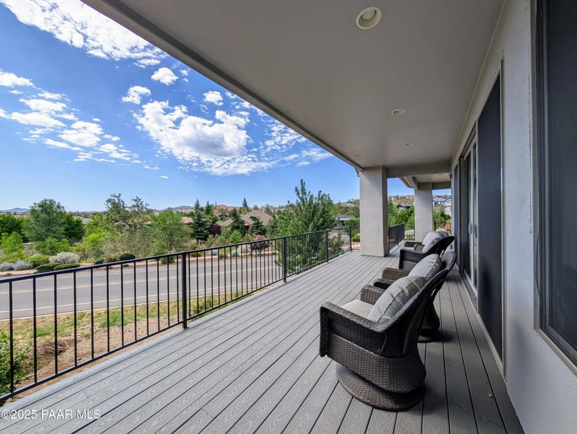 Property Slideshow image 22 of 26 | 212 e smoke tree ln, Prescott, AZ, 86301
