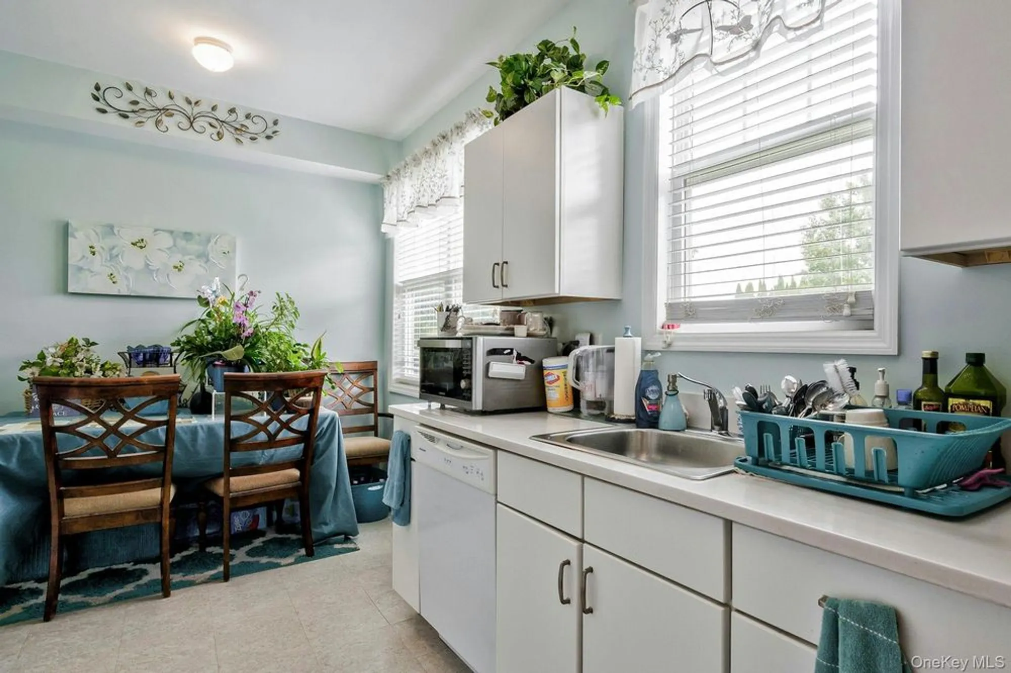 Property Slideshow image 18 of 40 | 279 augusta dr, Medford, NY, 11763