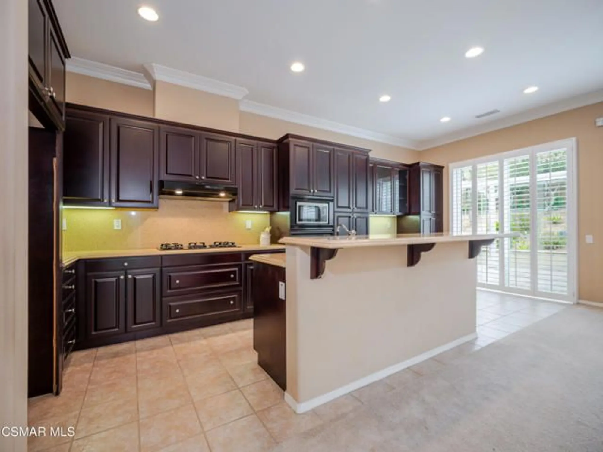 Property Slideshow image 18 of 51 | 23752 noble fir ct, Valencia, CA, 91354