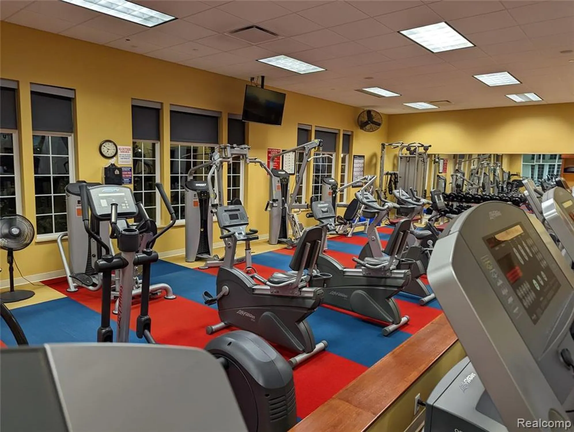 Property Slideshow image 49 of 51 | 27176 walloon way, Brownstown Twp, MI, 48134