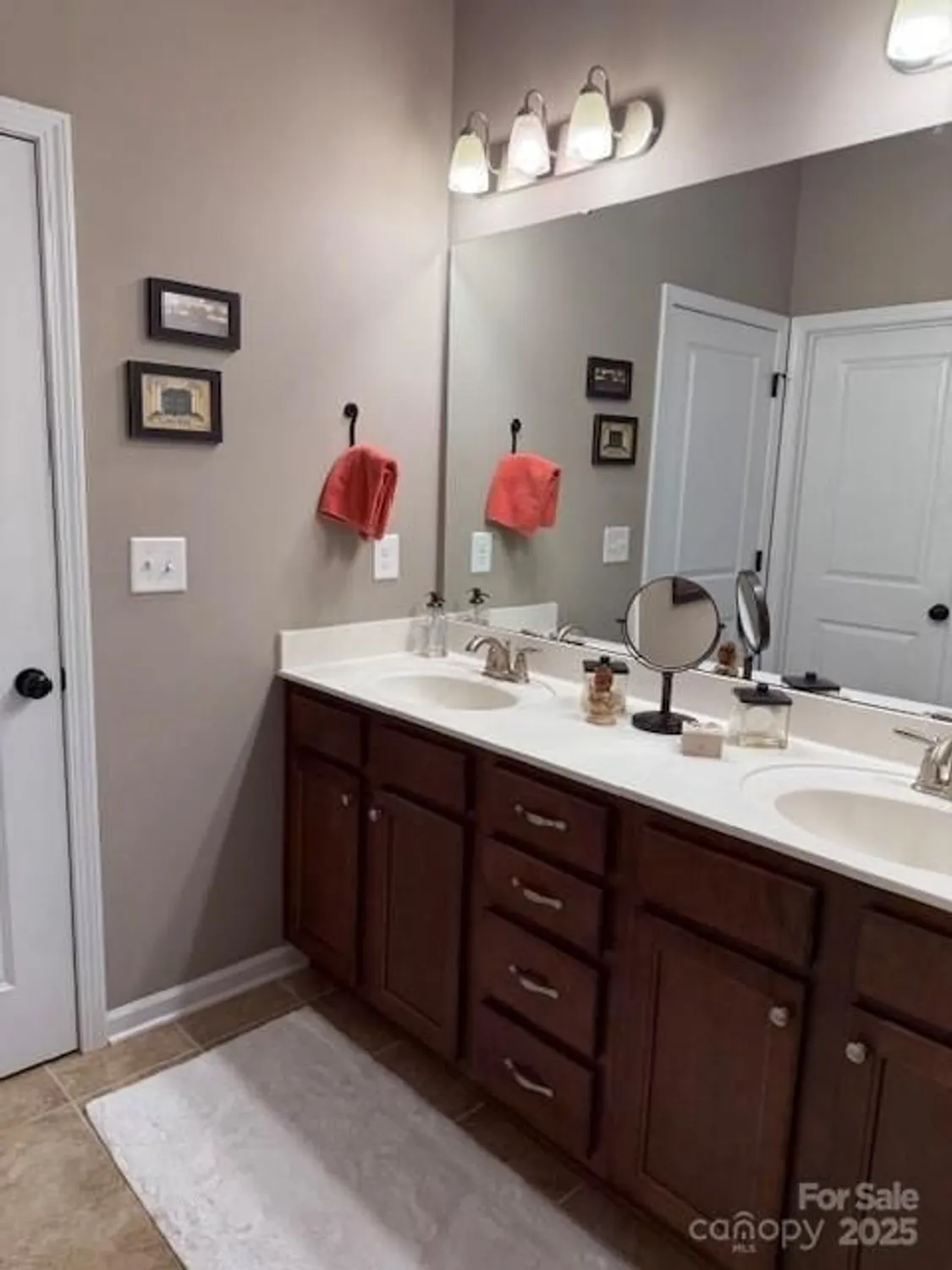 Property Slideshow image 16 of 22 | 119 canter ln, Mooresville, NC, 28115