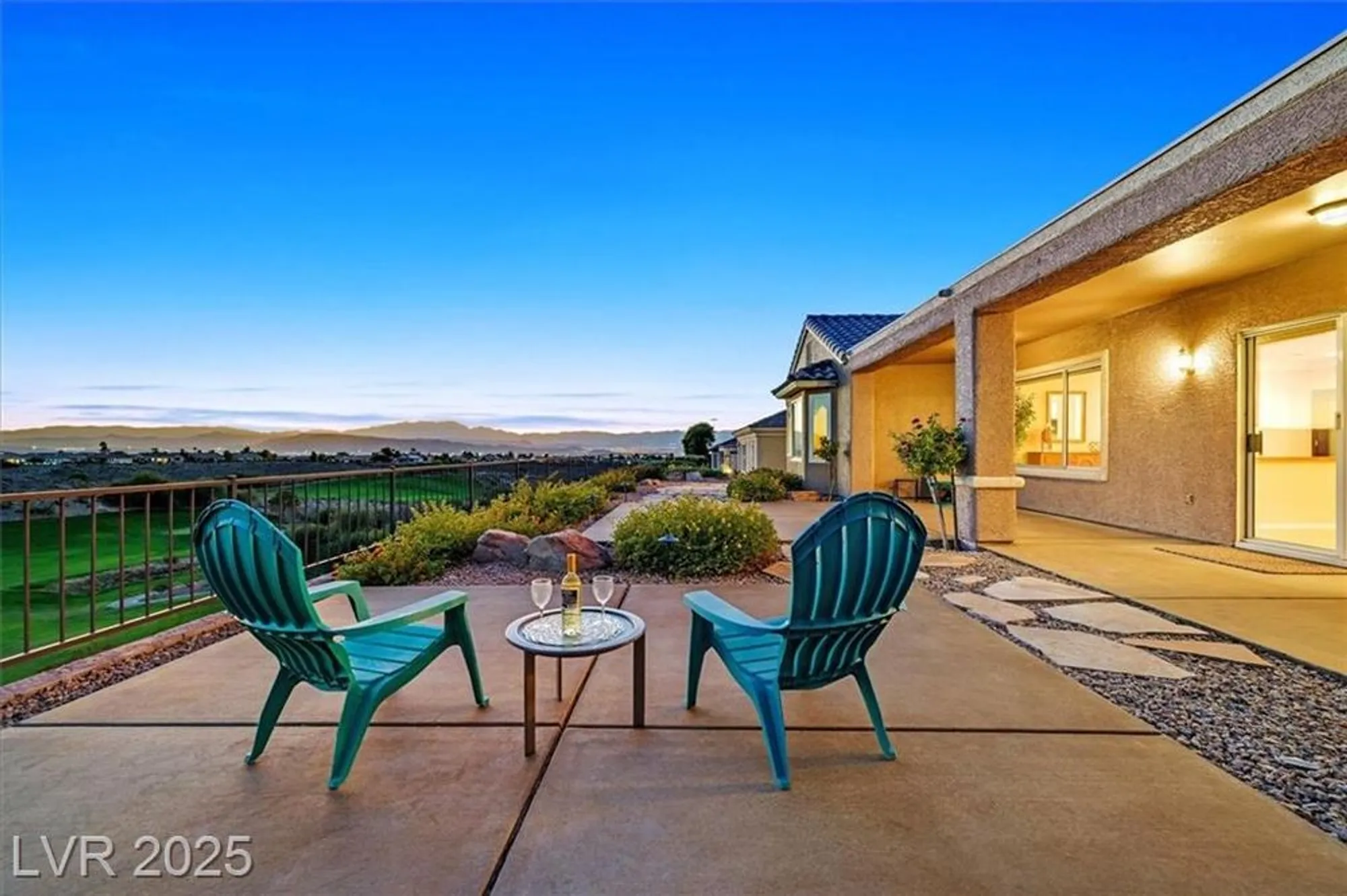 Property Slideshow image 9 of 63 | 1749 warrington dr, Henderson, NV, 89052