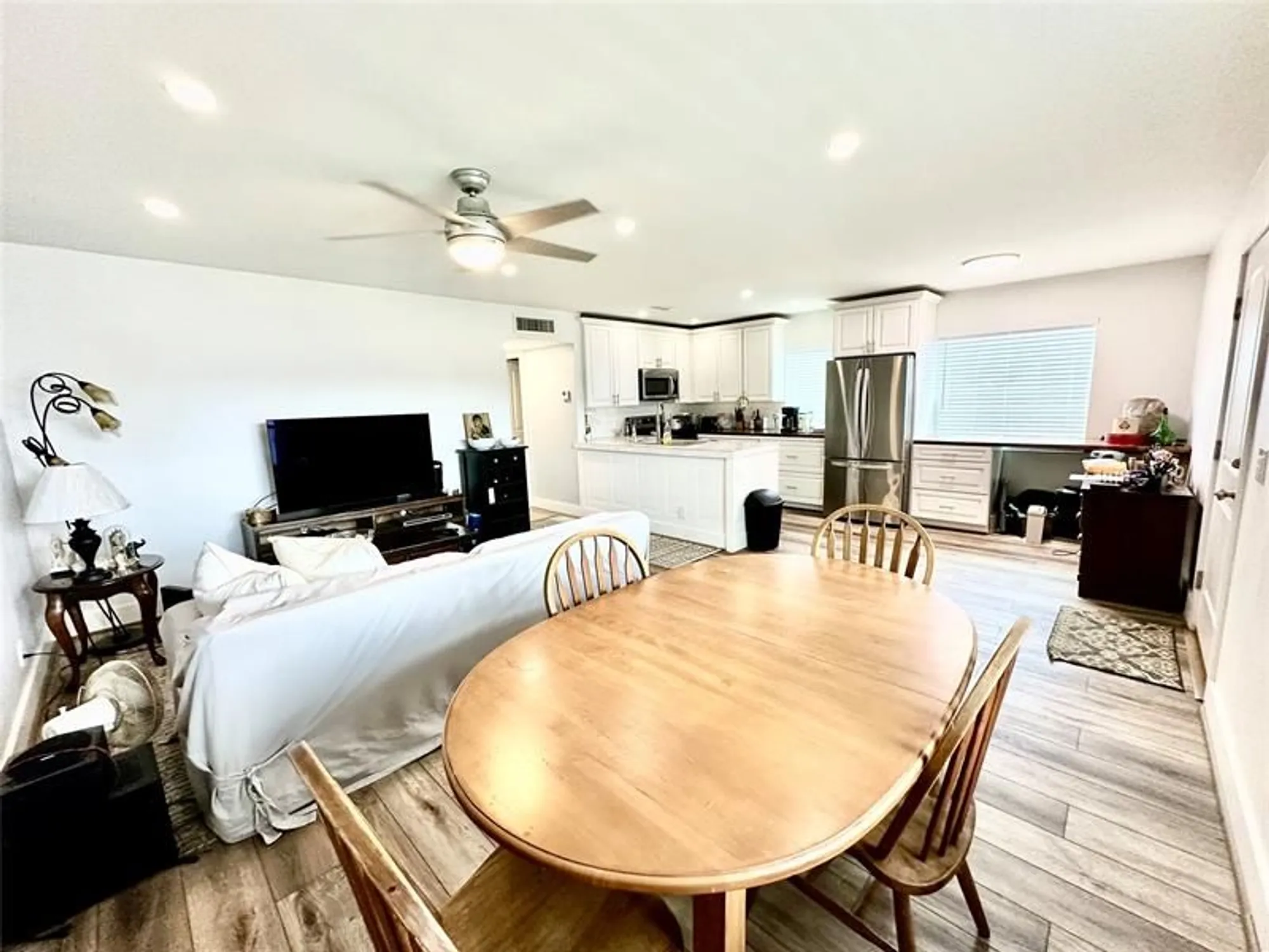 Property Slideshow image 8 of 37 | 710 flanders o # 710, Delray Beach, FL, 33484