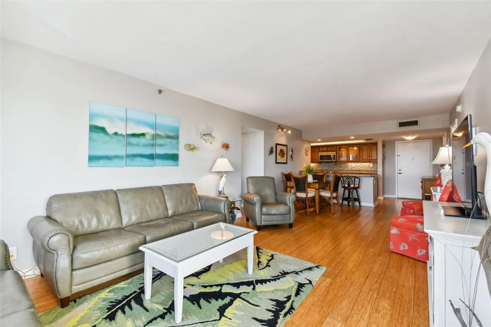 Property Slideshow image 21 of 70 | 6372 palma del mar blvd s apt 605, St Petersburg, FL, 33715