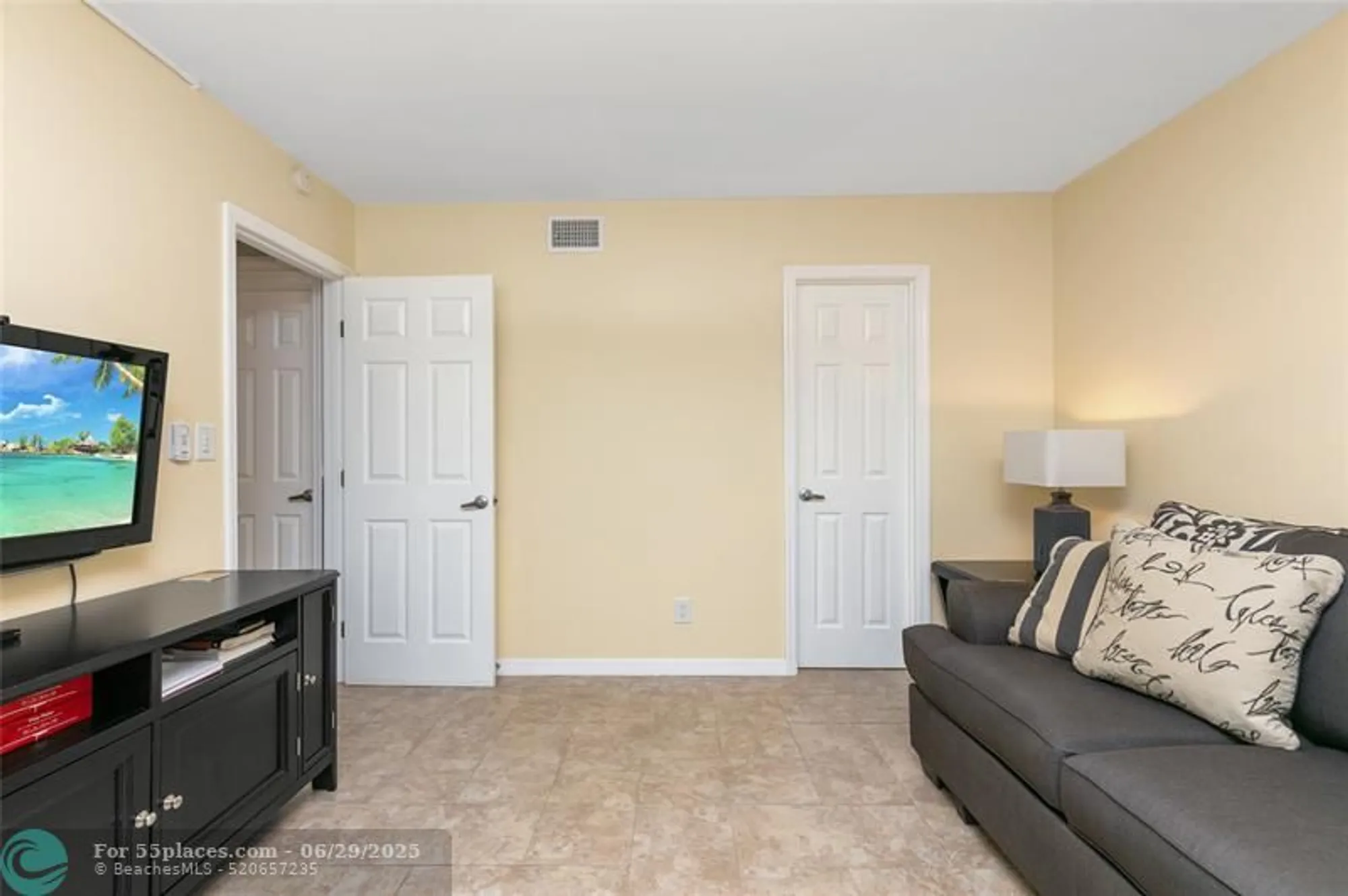 Property Slideshow image 11 of 39 | 2731 ne 14th street cswy 605, Pompano Beach, FL, 33062