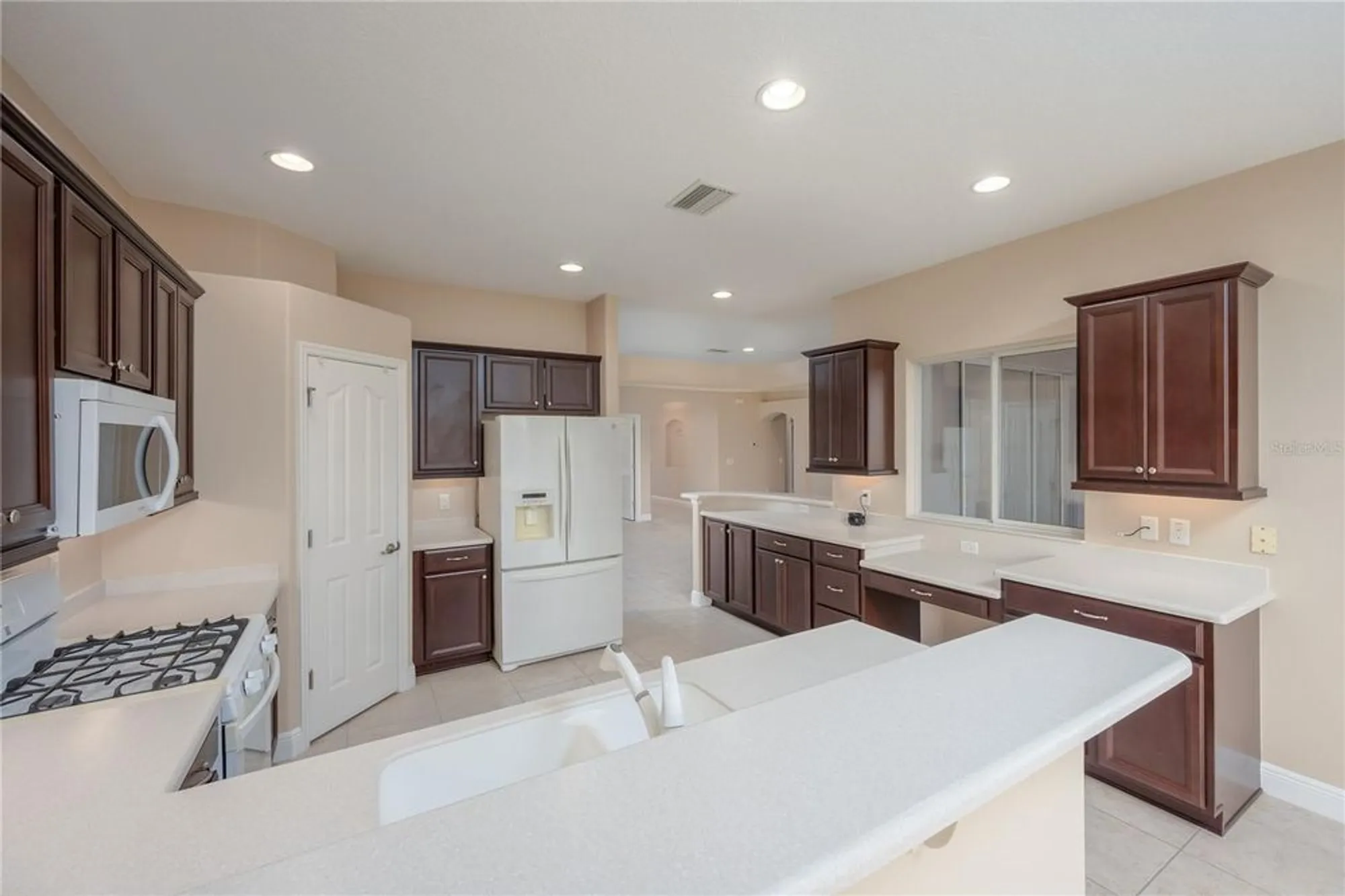 Property Slideshow image 4 of 63 | 1377 sw 161st pl, Ocala, FL, 34473