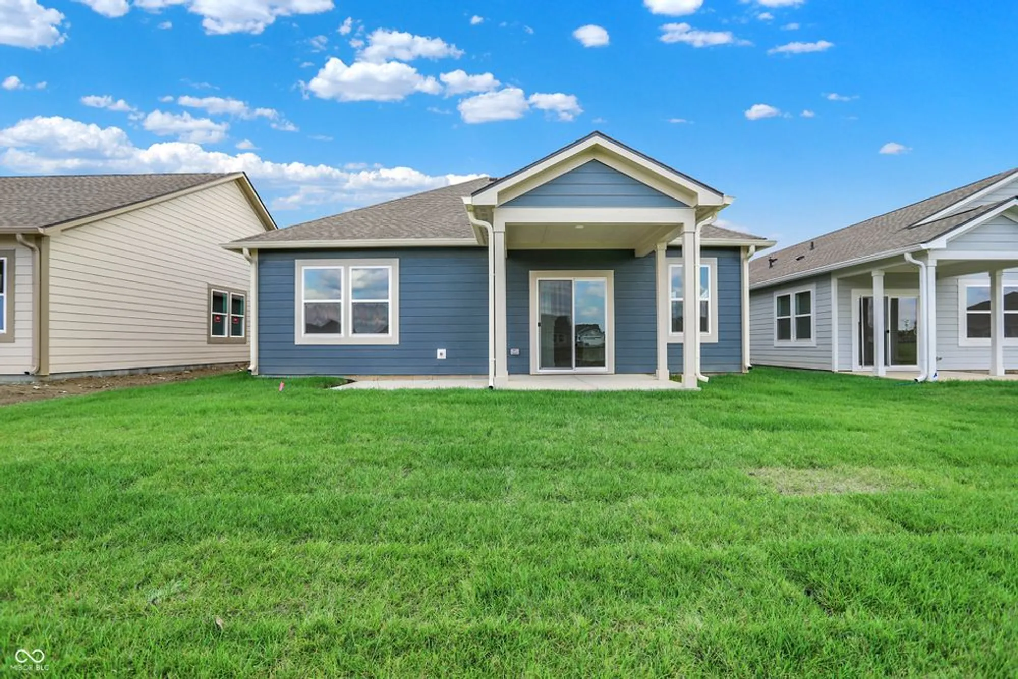 Property Slideshow image 32 of 34 | 5270 nettleton way, Avon, IN, 46123