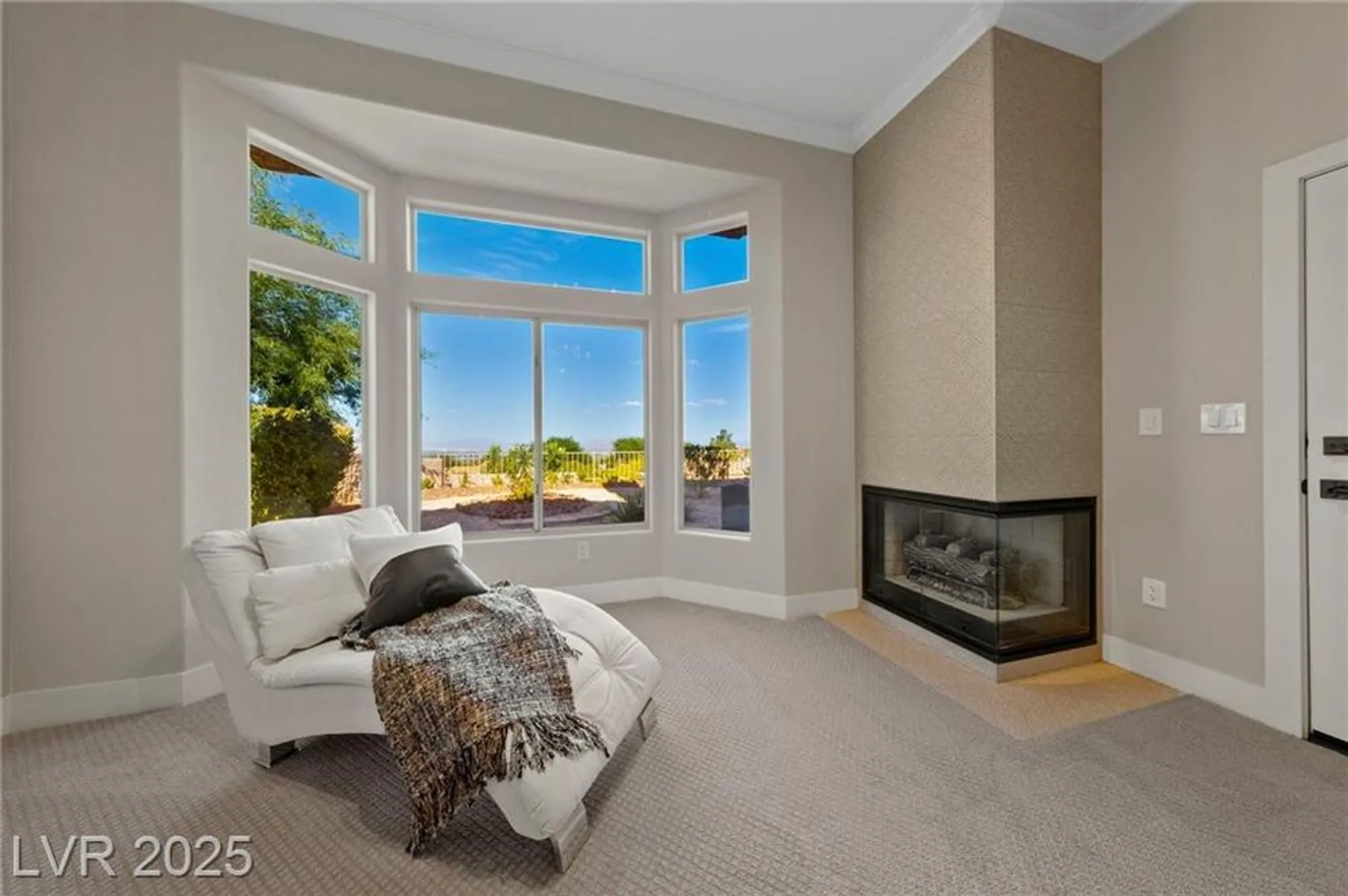 Property Slideshow image 36 of 56 | 2548 faiss dr, Las Vegas, NV, 89134