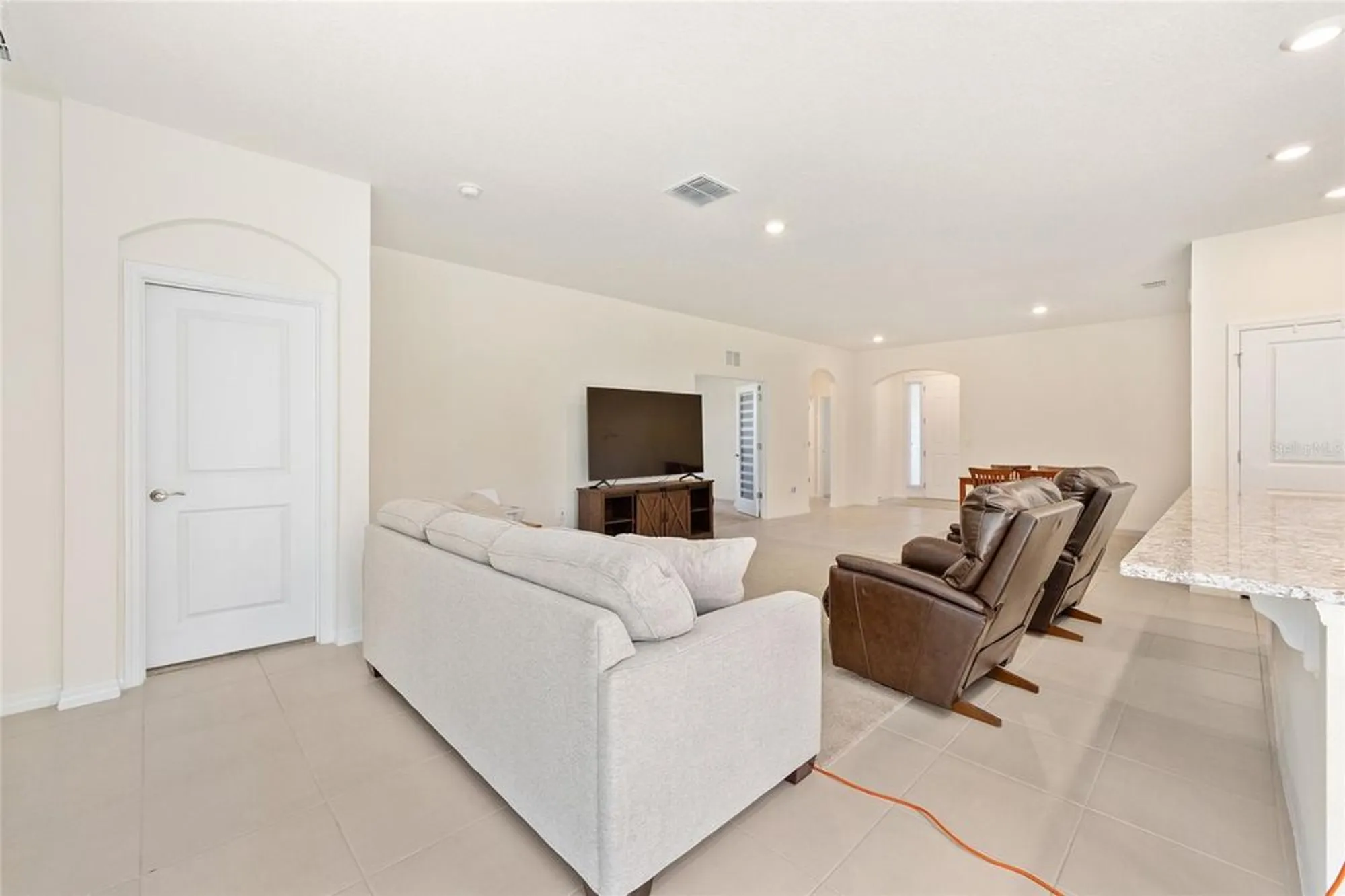 Property Slideshow image 9 of 44 | 6239 sw 93rd loop, Ocala, FL, 34476