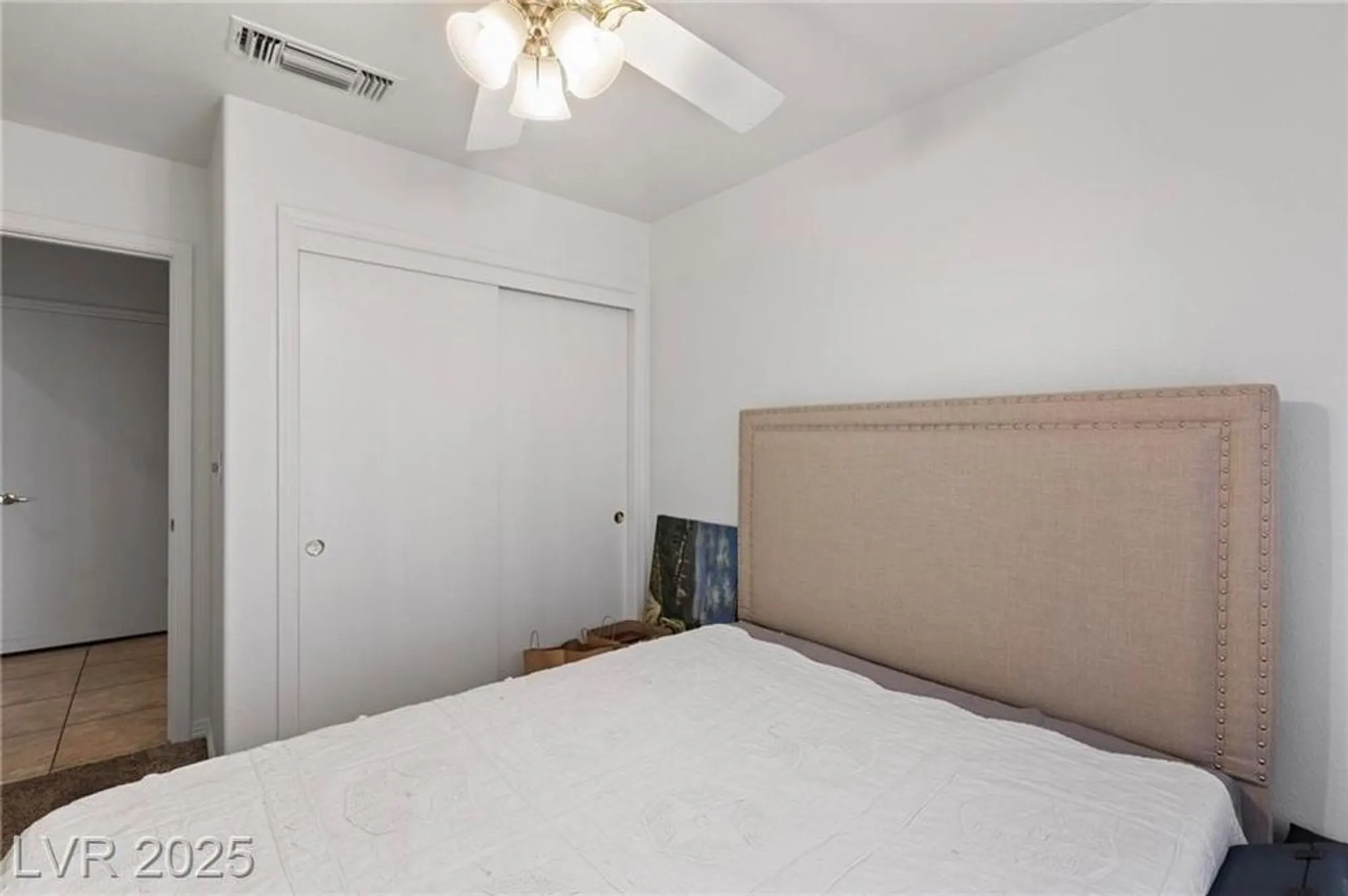 Property Slideshow image 10 of 29 | 2231 hallston st, Las Vegas, NV, 89134