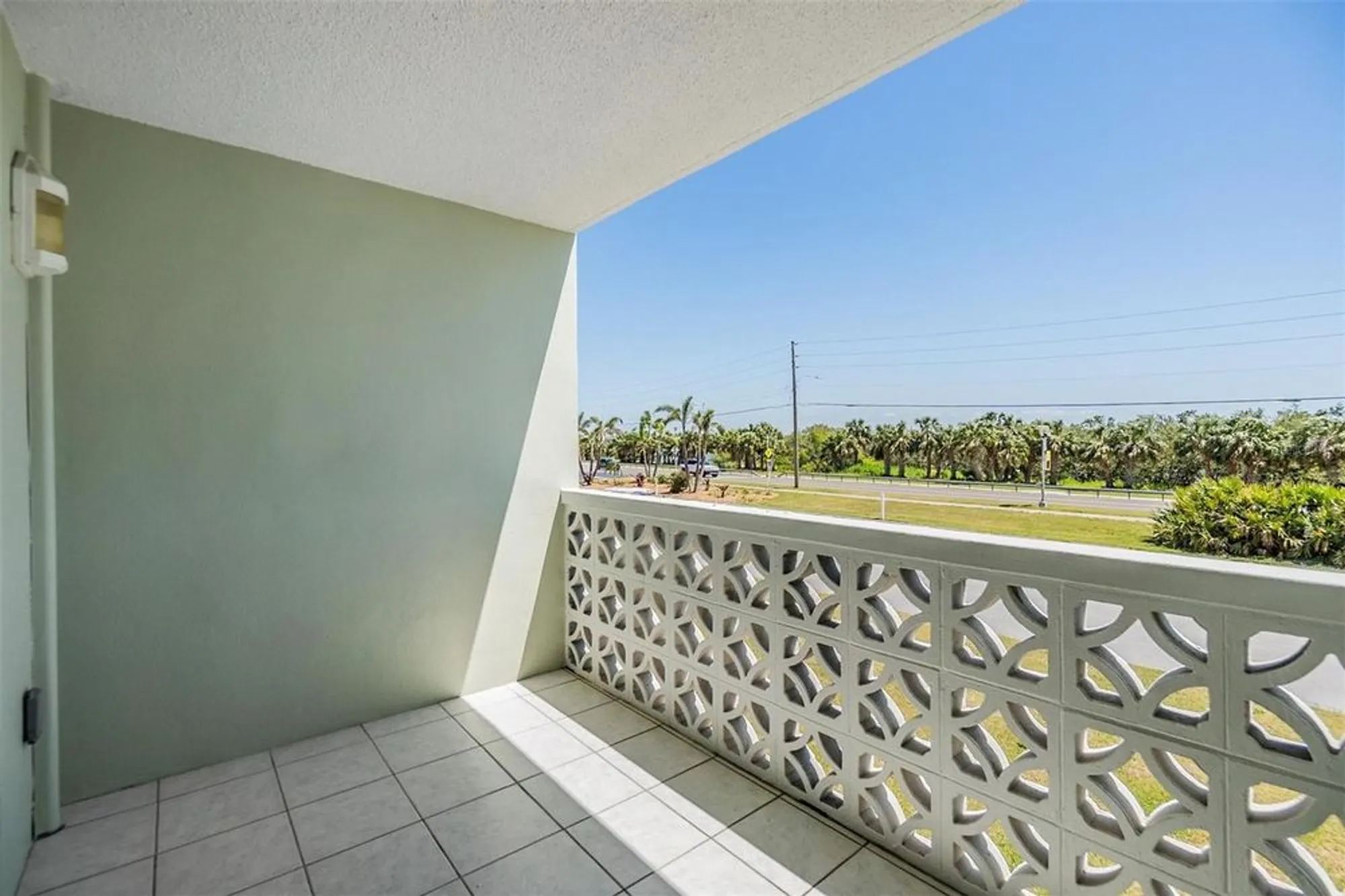 Property Slideshow image 42 of 62 | 9 forbes pl 205, Dunedin, FL, 34698