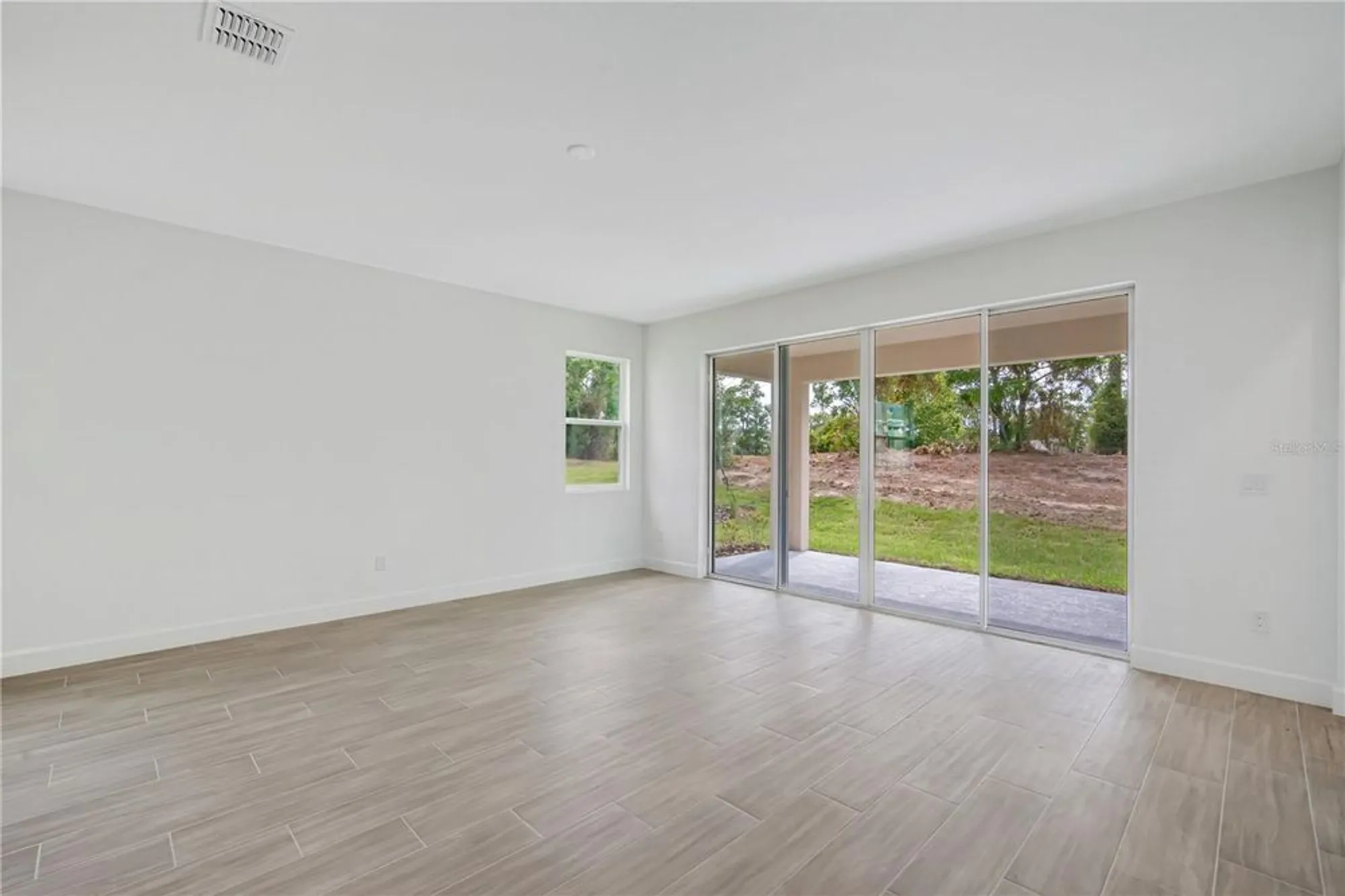 Property Slideshow image 15 of 47 | 9157 players dr, Weeki Wachee, FL, 34613