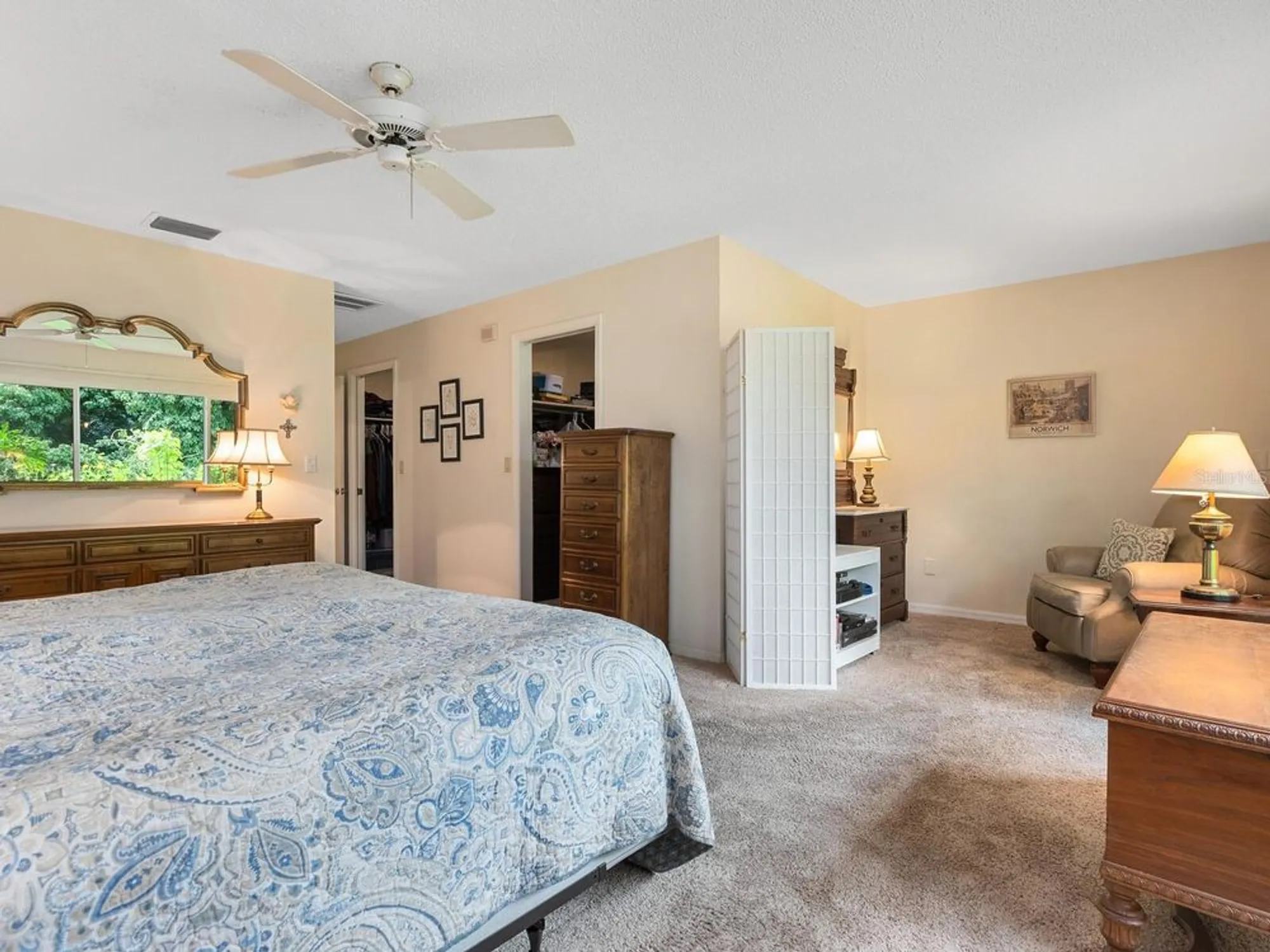 Property Slideshow image 23 of 44 | 4004 wilshire cir 89, Sarasota, FL, 34238