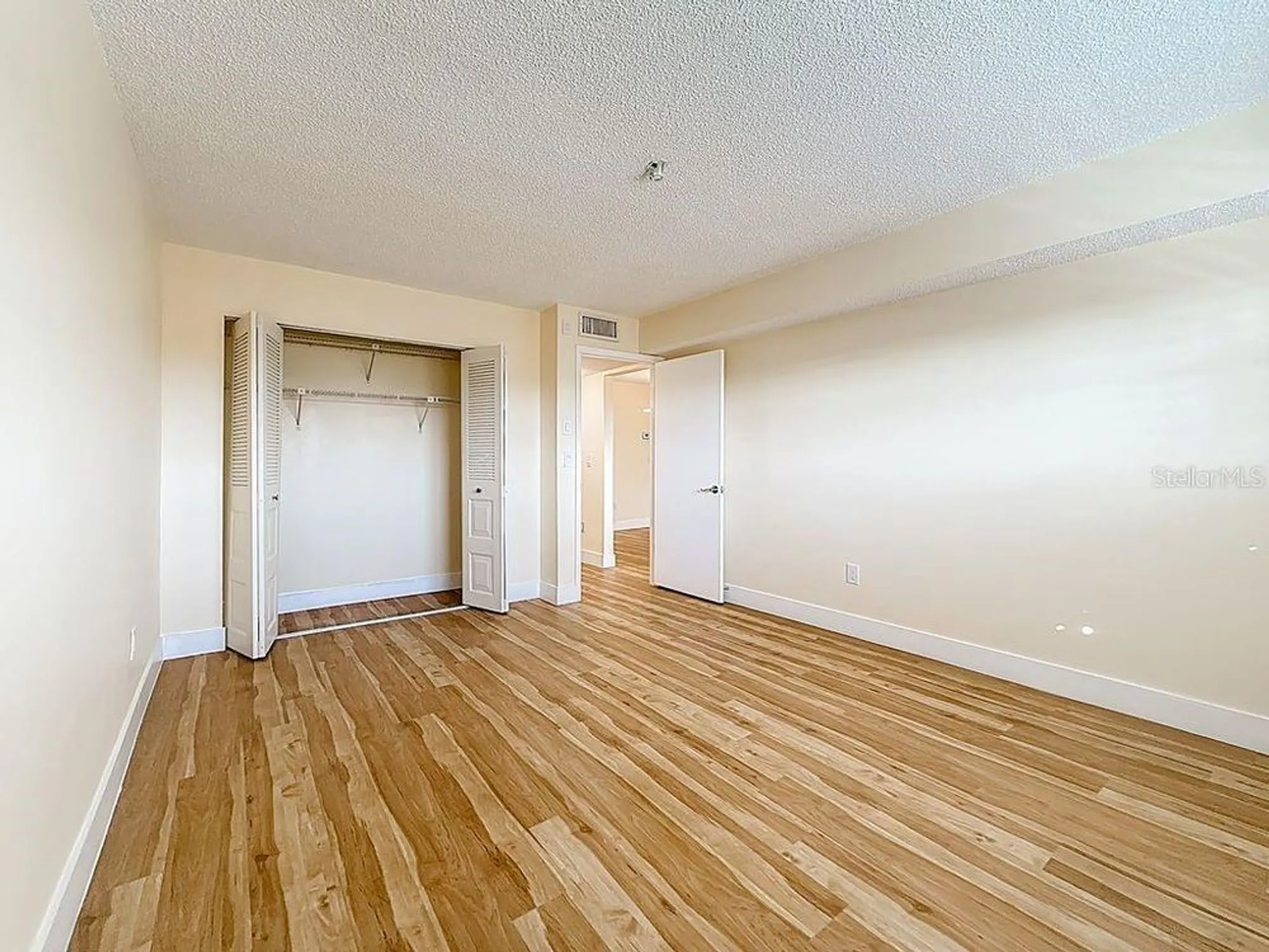 Property Slideshow image 22 of 50 | 8198 terrace garden dr n unit 407, St Petersburg, FL, 33709