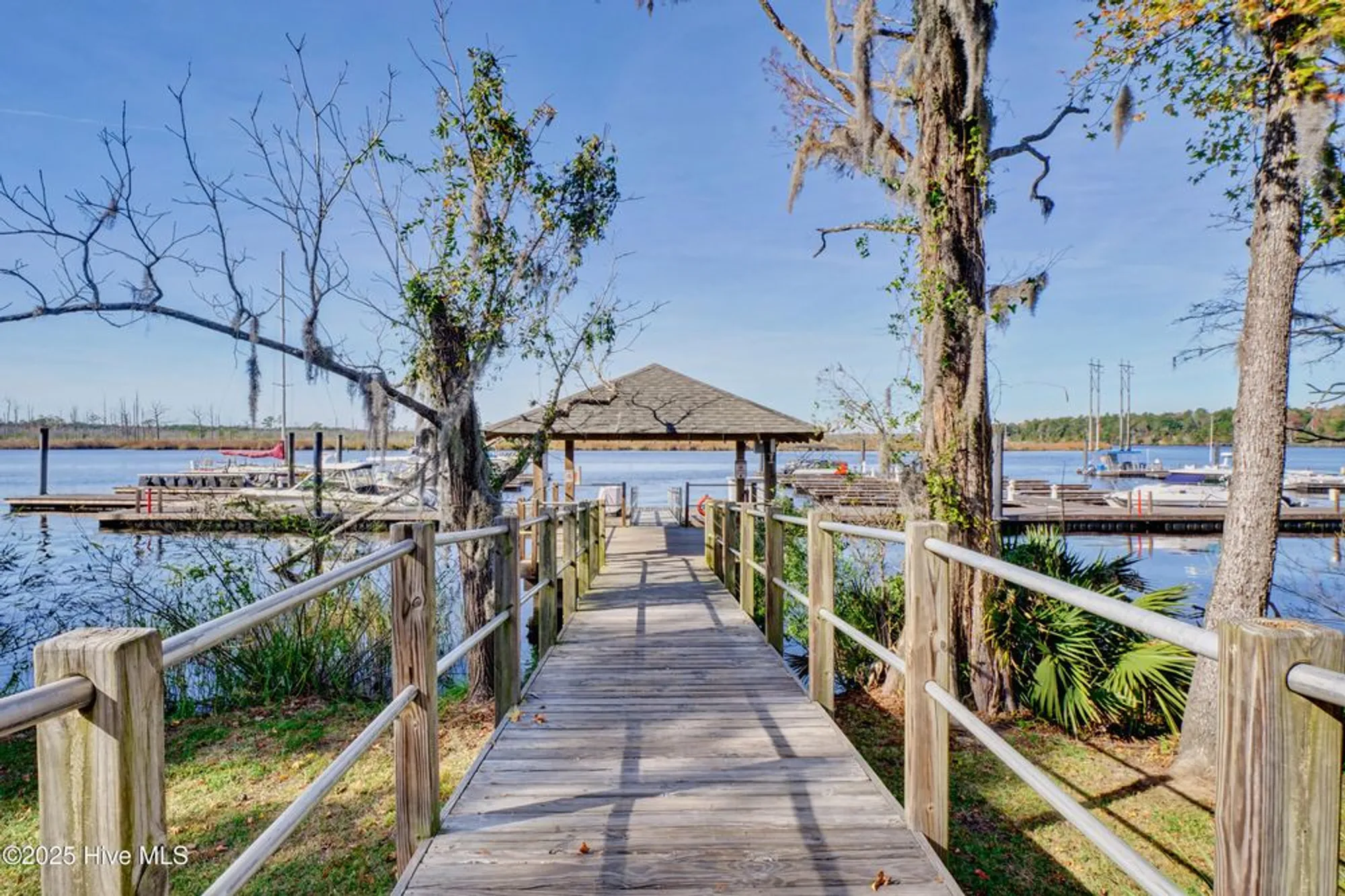 Property Slideshow image 104 of 112 | 3722 white cliffs dr, Castle Hayne, NC, 28429