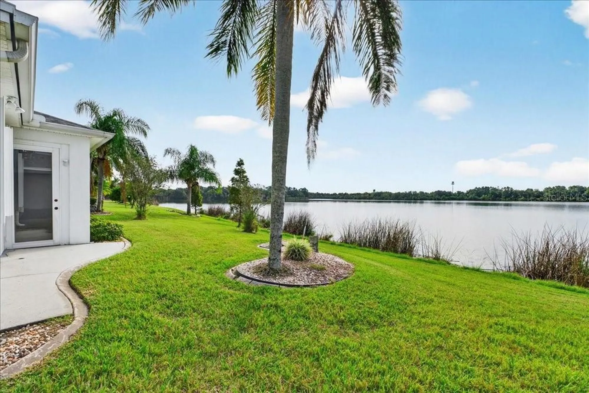 Property Slideshow image 2 of 53 | 4220 windchime ln, Lakeland, FL, 33811