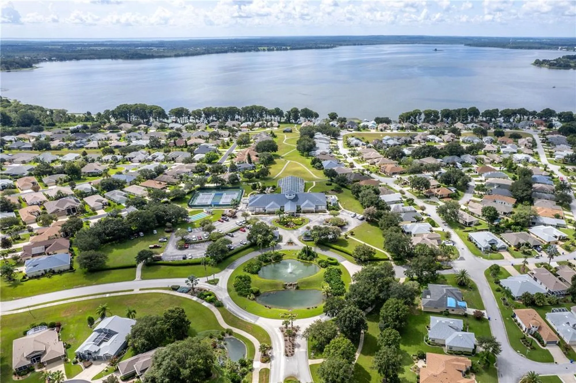 Property Slideshow image 32 of 49 | 5441 sea leopard st, Tavares, FL, 32778