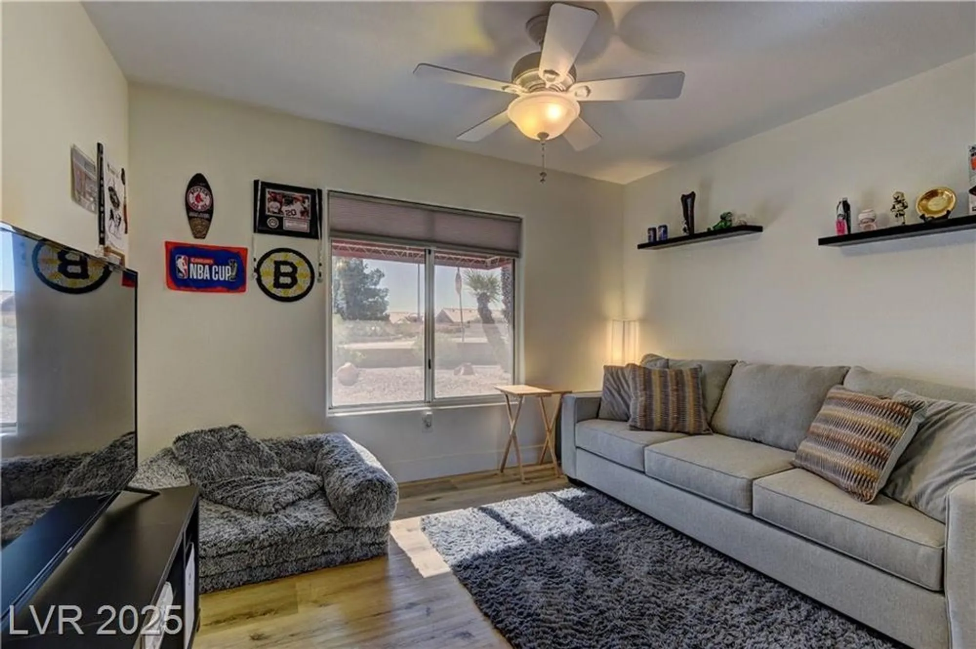 Property Slideshow image 17 of 26 | 2739 darby falls dr, Las Vegas, NV, 89134