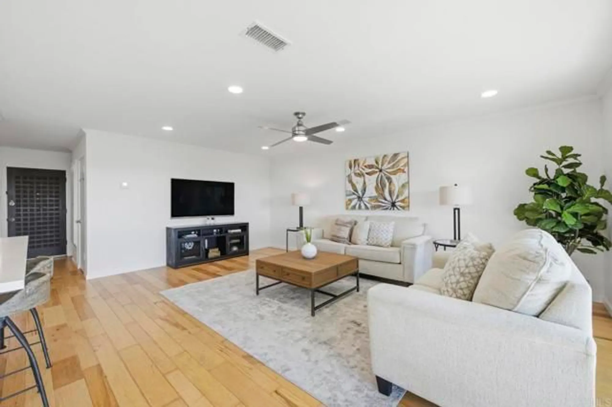 Property Slideshow image 8 of 39 | 3890 vista campana 39, Oceanside, CA, 92057