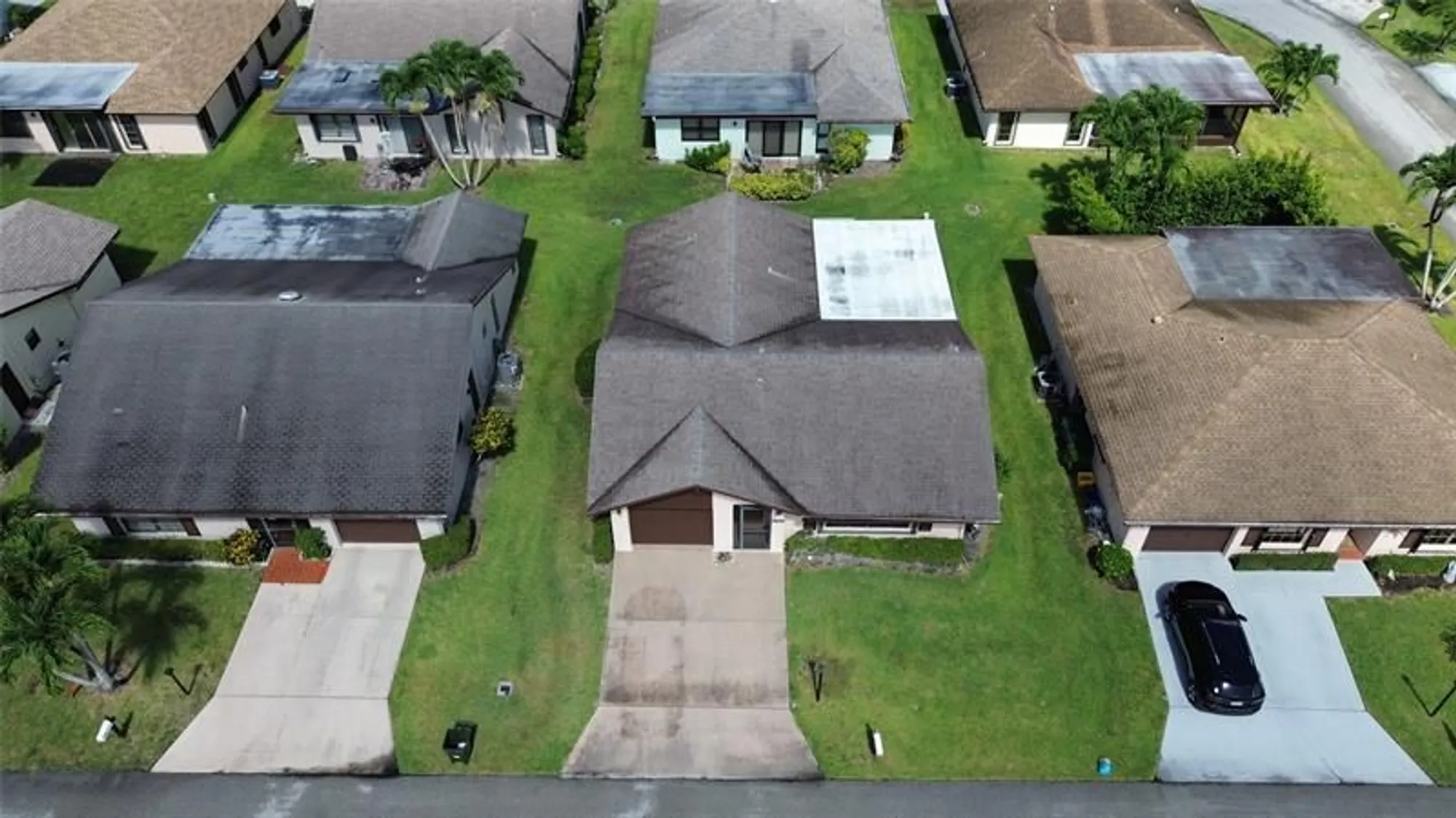 Property Slideshow image 3 of 30 | 3305 silver buttonwood dr, Greenacres, FL, 33463