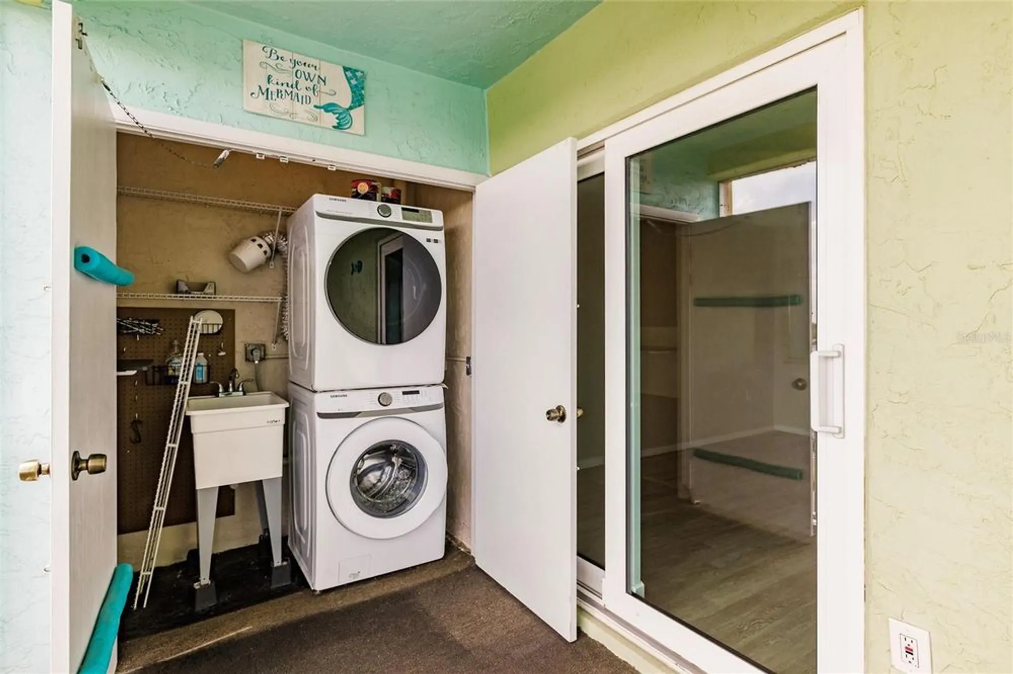 Property Slideshow image 32 of 64 | 3635 lake bayshore dr j-410, Bradenton, FL, 34205