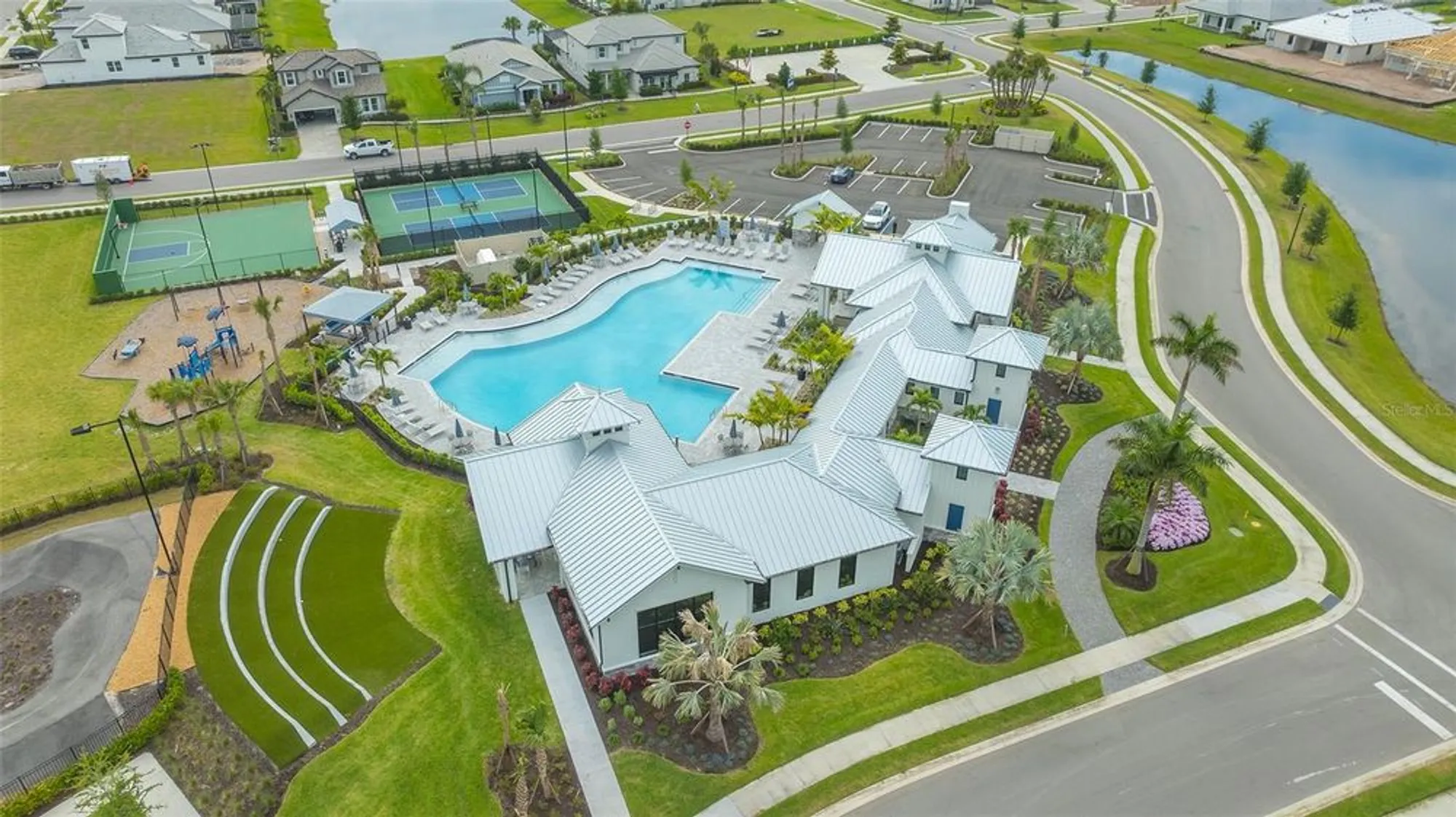 Property Slideshow image 46 of 78 | 17744 savory mist cir, Lakewood Ranch, FL, 34211