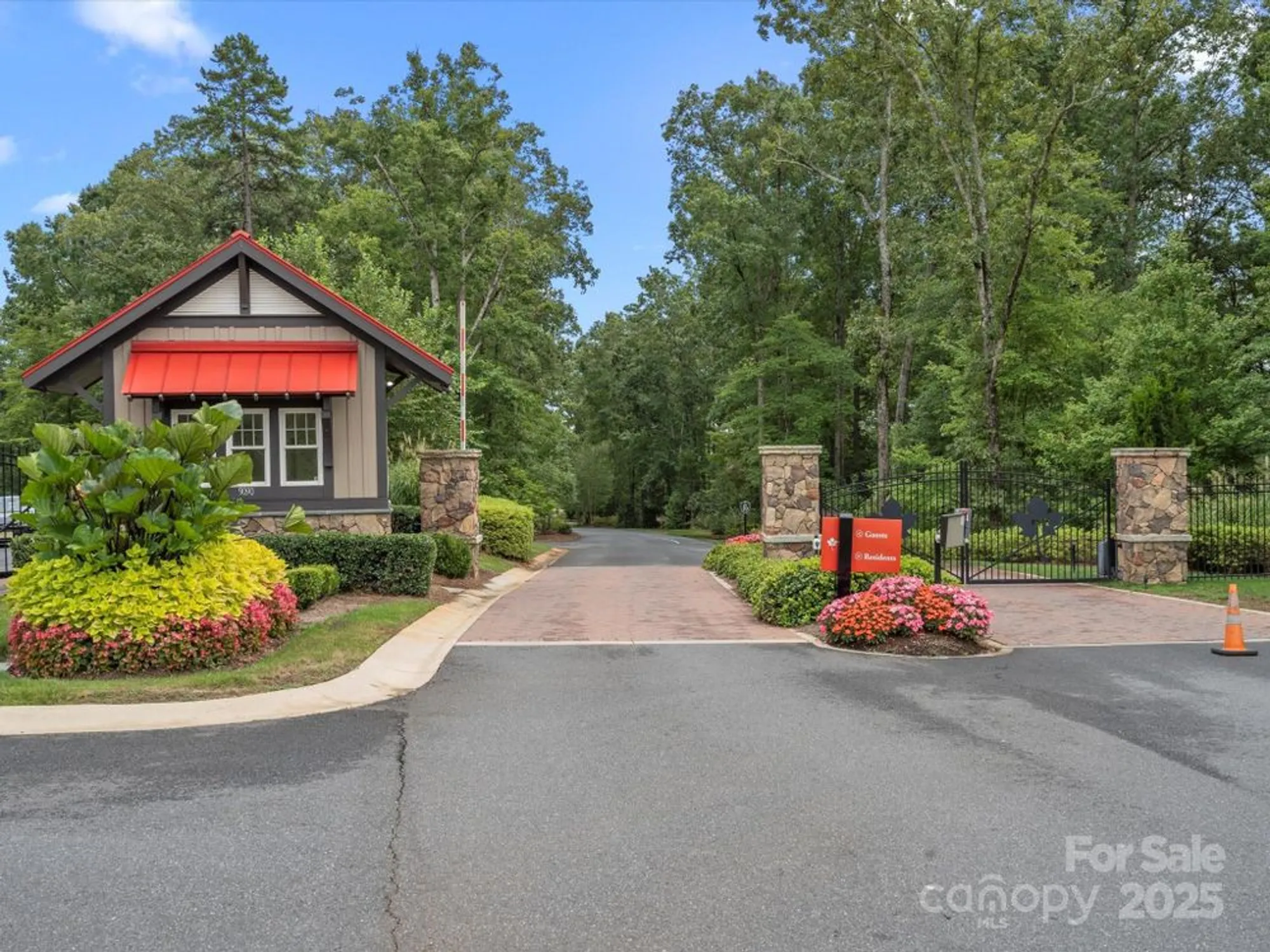 Property Slideshow image 23 of 45 | 2095 acadia falls ln, Lancaster, SC, 29720