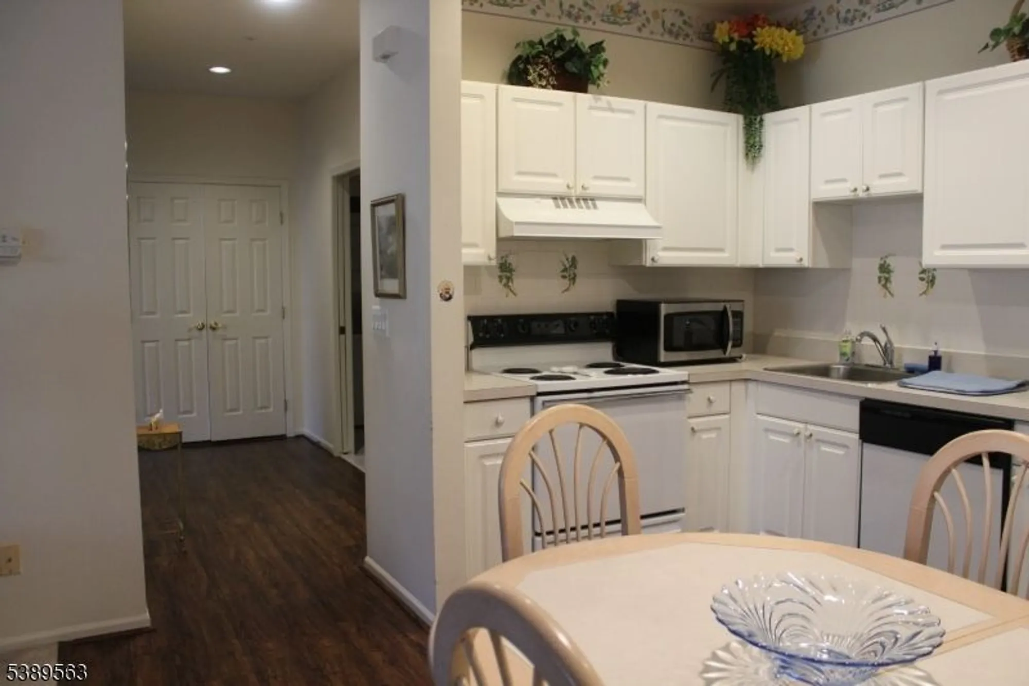 Property Slideshow image 3 of 19 | 2 richmond rd 315, West Milford, NJ, 07480