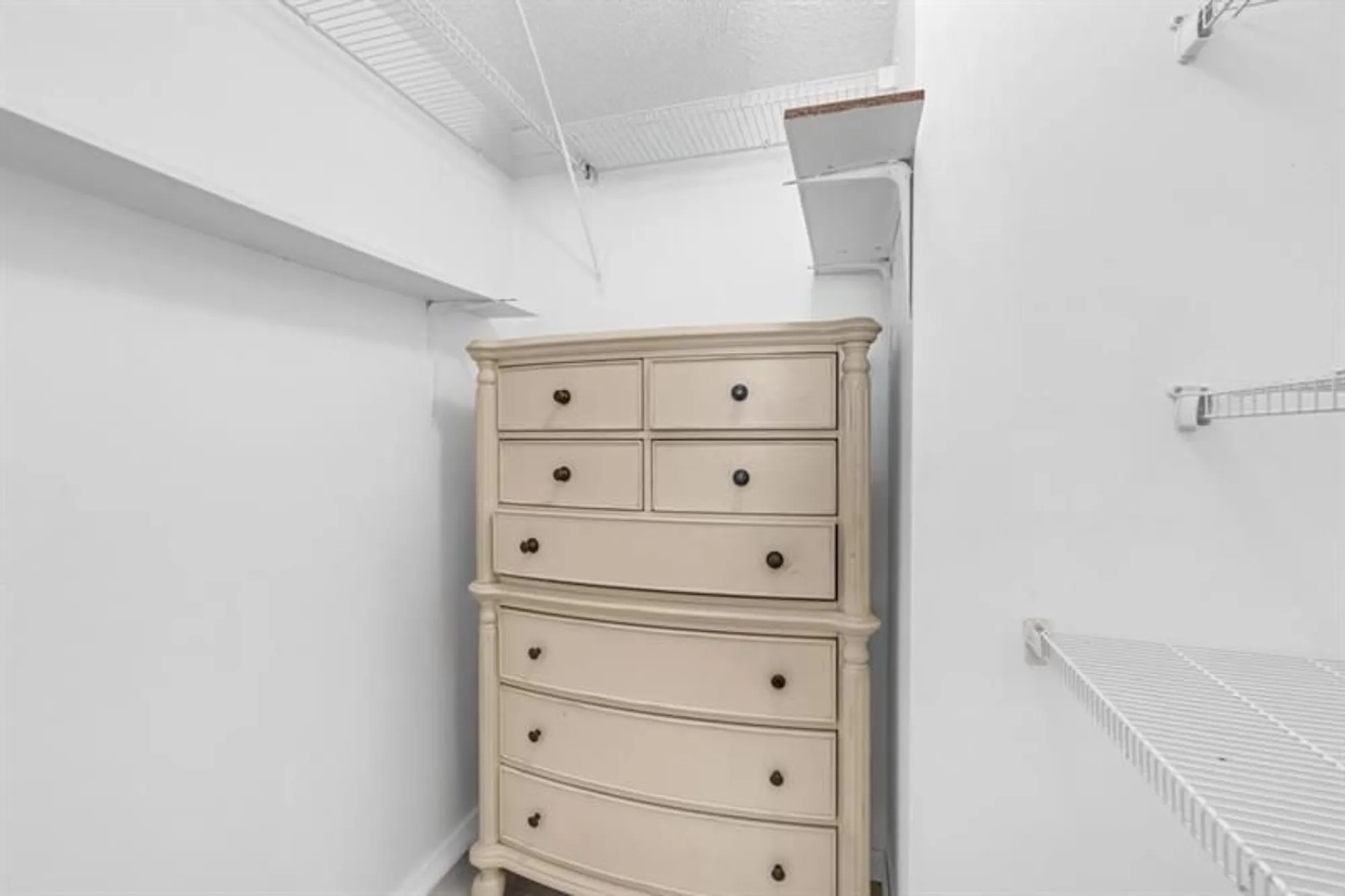 Property Slideshow image 32 of 50 | 8941 s hollybrook blvd apt 104, Pembroke Pines, FL, 33025