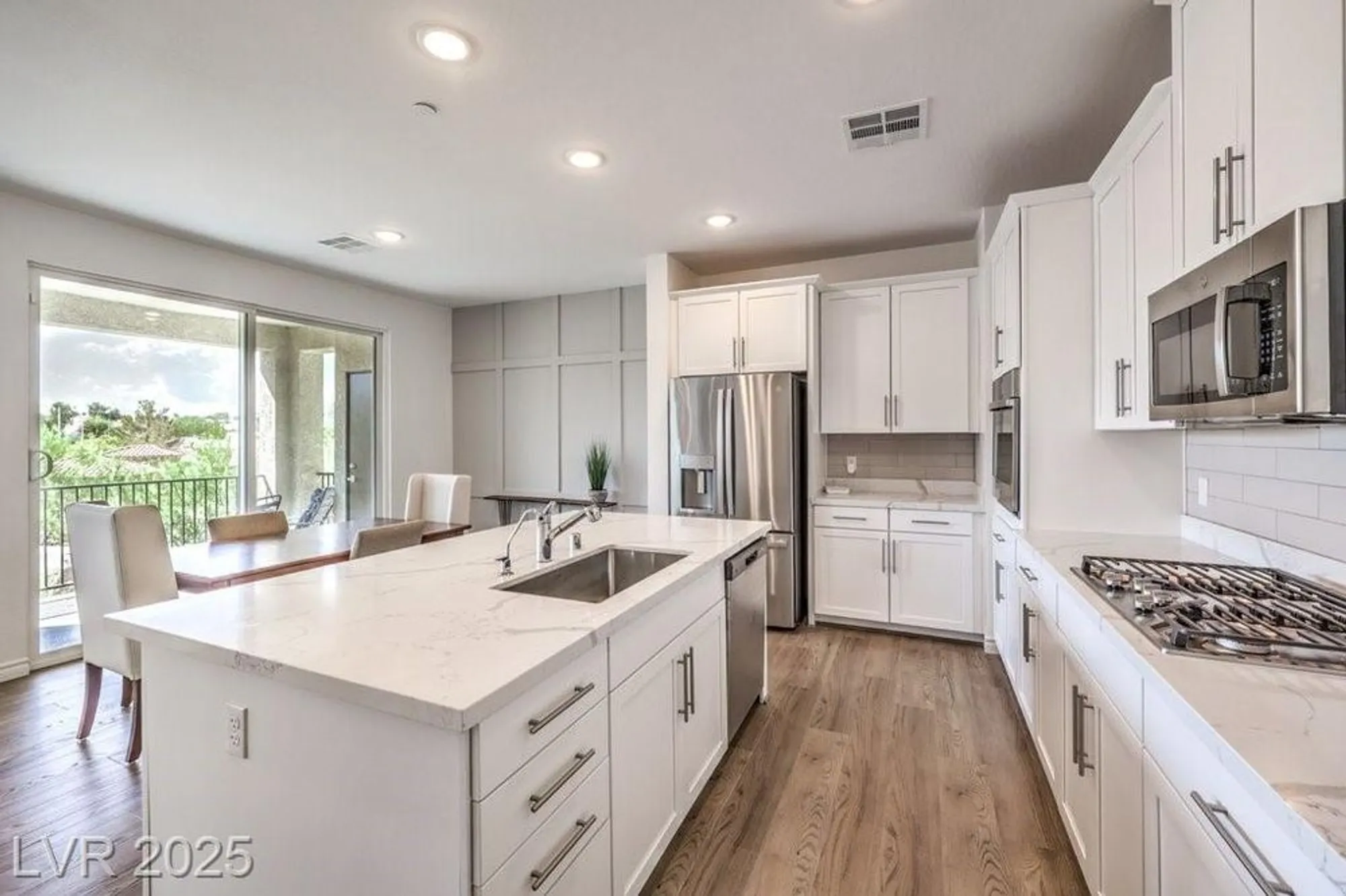 Property Slideshow image 39 of 70 | 2555 hampton rd 10303, Henderson, NV, 89052