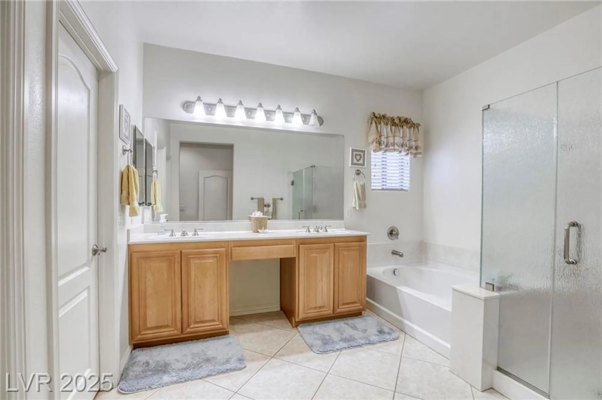 Property Slideshow image 23 of 65 | 3736 rocklin peak ave, North Las Vegas, NV, 89081