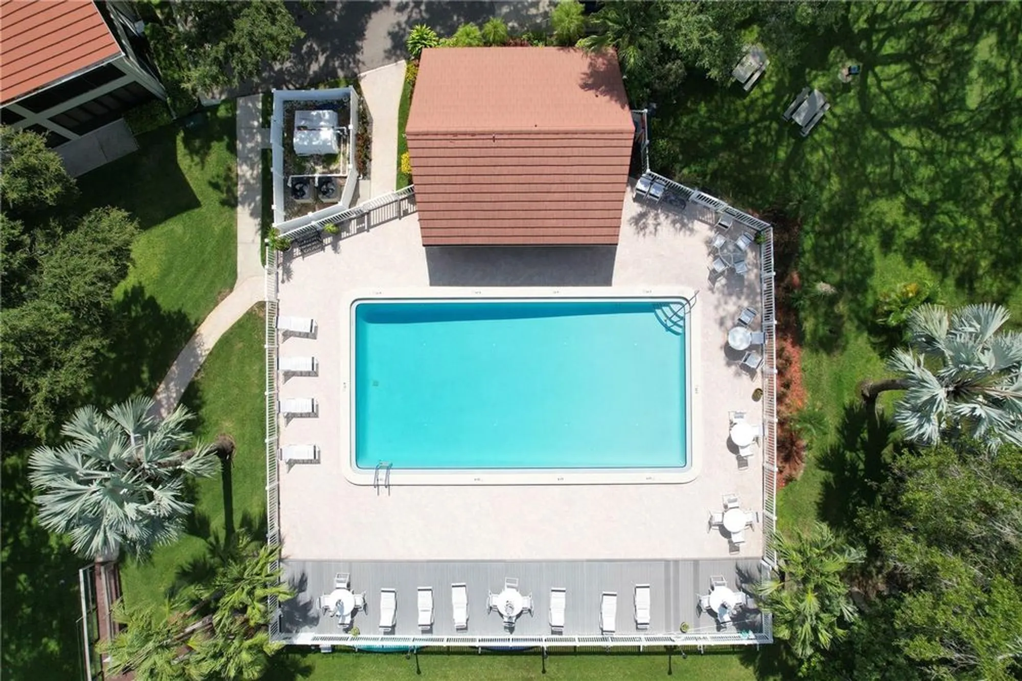 Property Slideshow image 56 of 59 | 2020 lakeview dr apt 203, Clearwater, FL, 33763