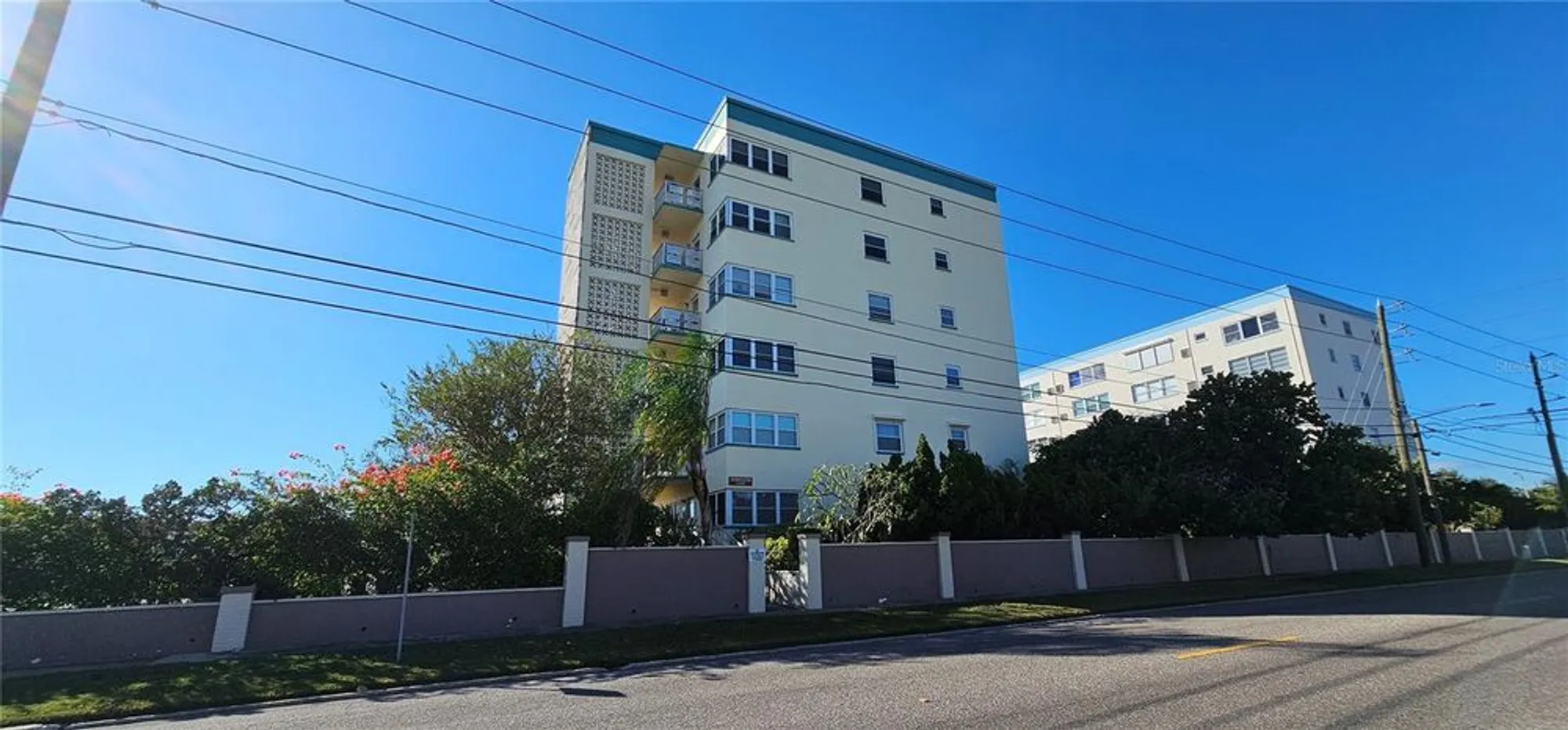 Property Slideshow image 33 of 43 | 2960 59th st 202, Gulfport, FL, 33707