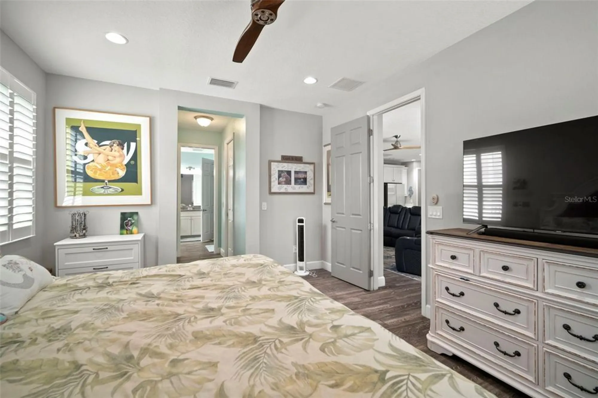 Property Slideshow image 32 of 94 | 5125 admiral pointe dr, Apollo Beach, FL, 33572