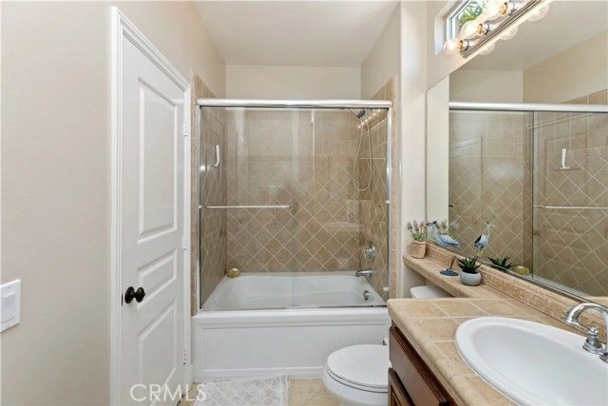 Property Slideshow image 8 of 71 | 24098 boulder oaks dr, Corona, CA, 92883