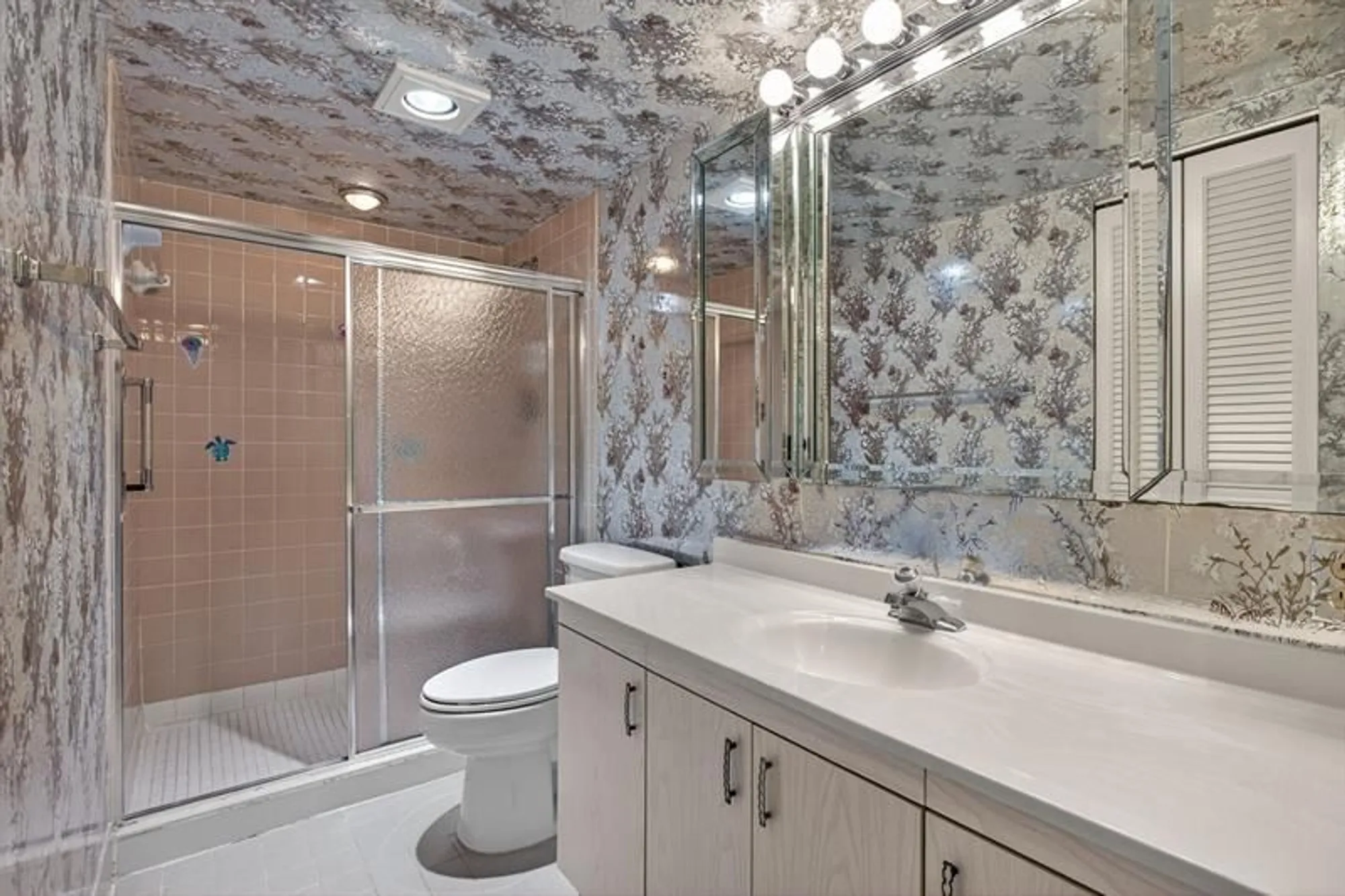 Property Slideshow image 27 of 63 | 2004 granada dr c3, Coconut Creek, FL, 33066