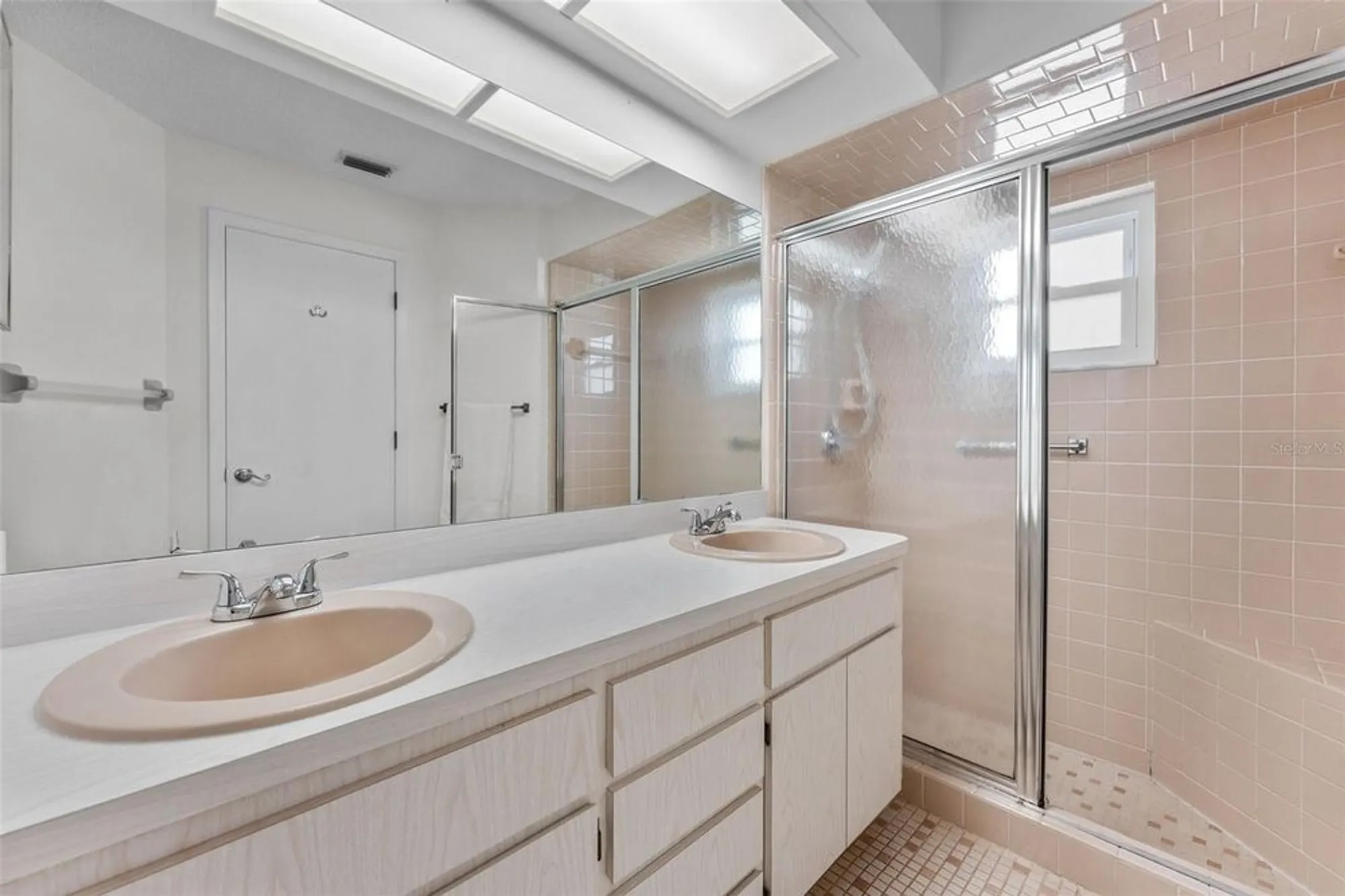 Property Slideshow image 29 of 58 | 2671 royal ridge dr, Spring Hill, FL, 34606