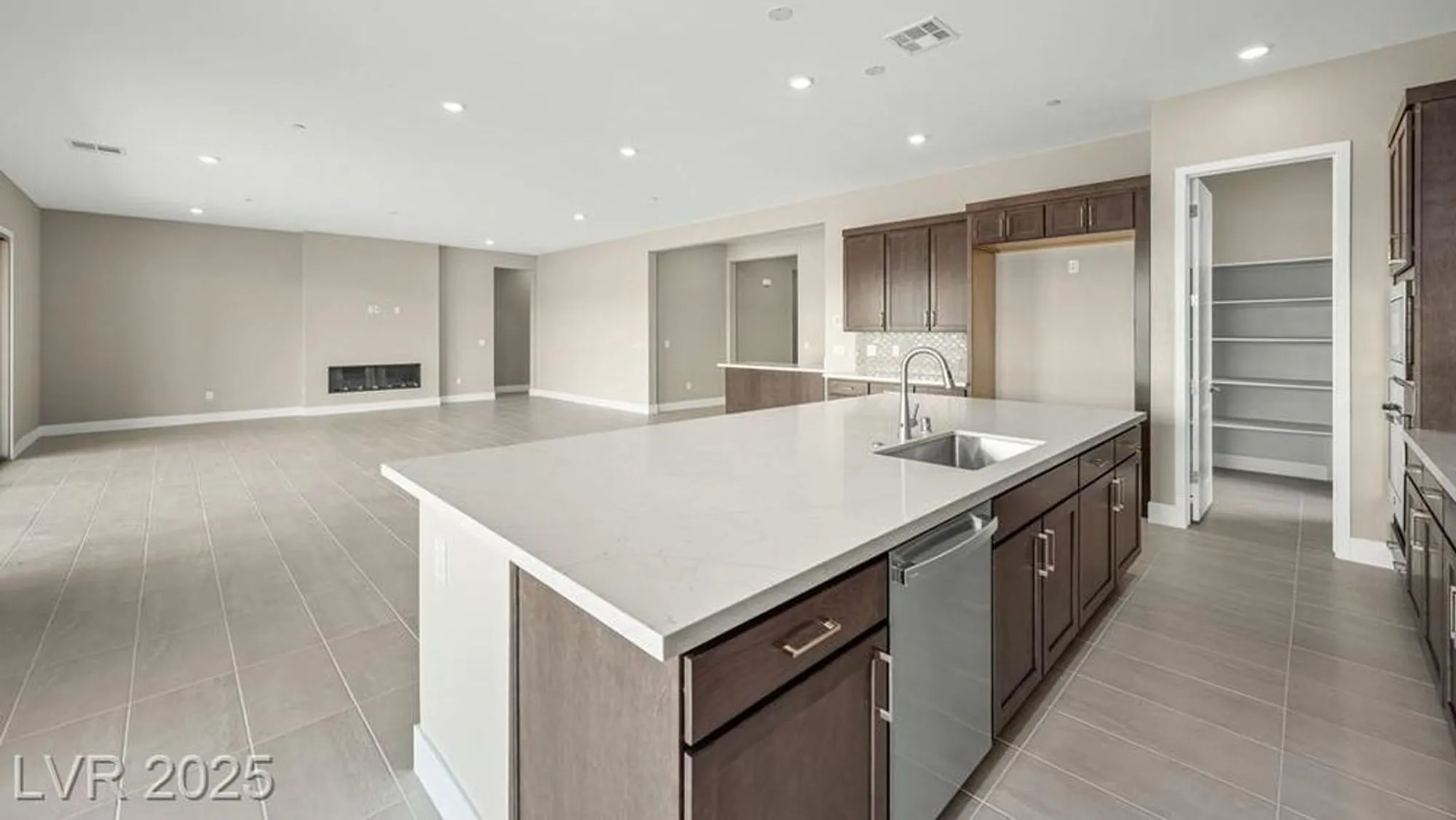 Property Slideshow image 8 of 56 | 235 paraggi bay dr, Henderson, NV, 89011