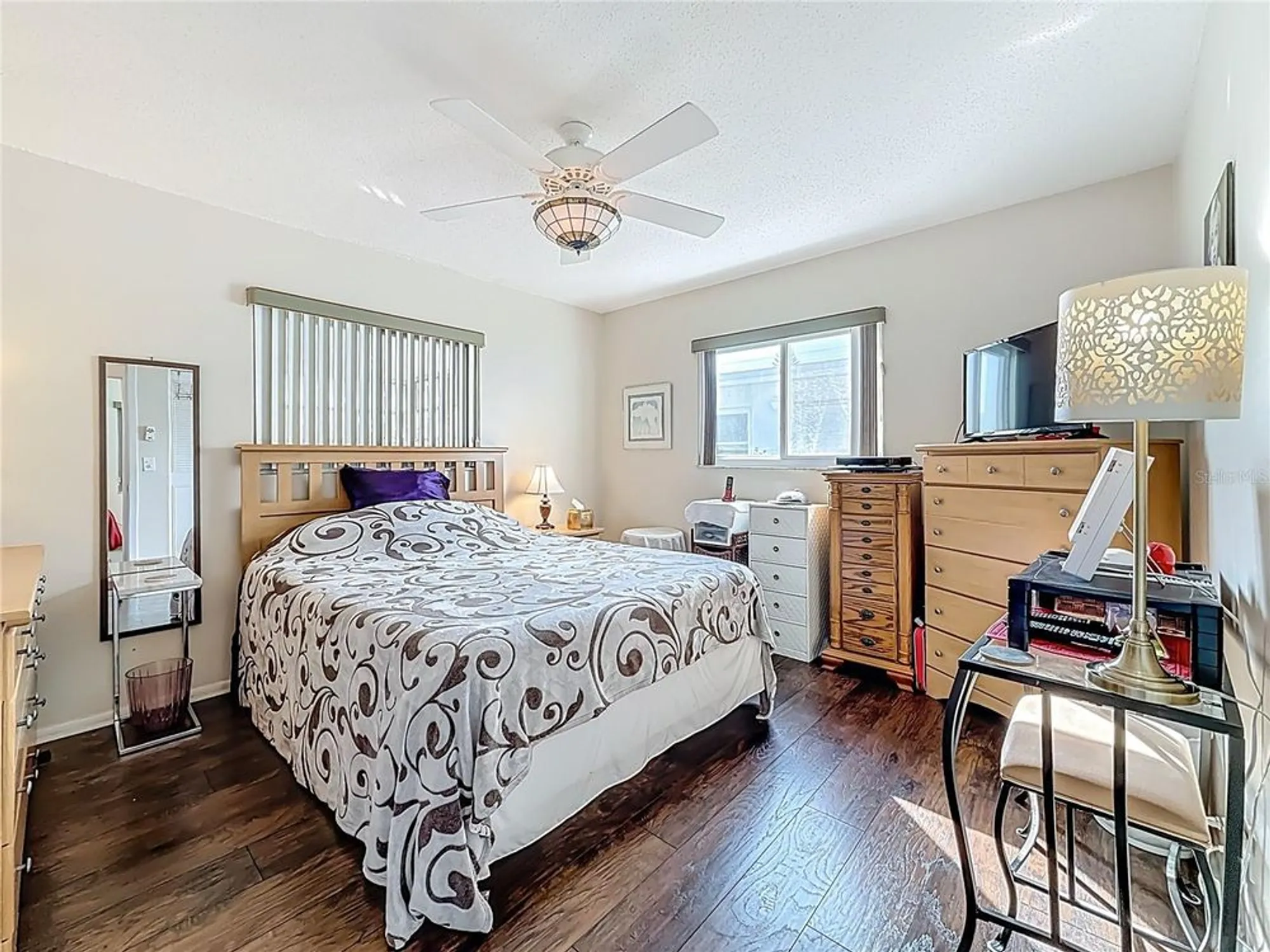 Property Slideshow image 23 of 45 | 9729 36th way n # 4, Pinellas Park, FL, 33782