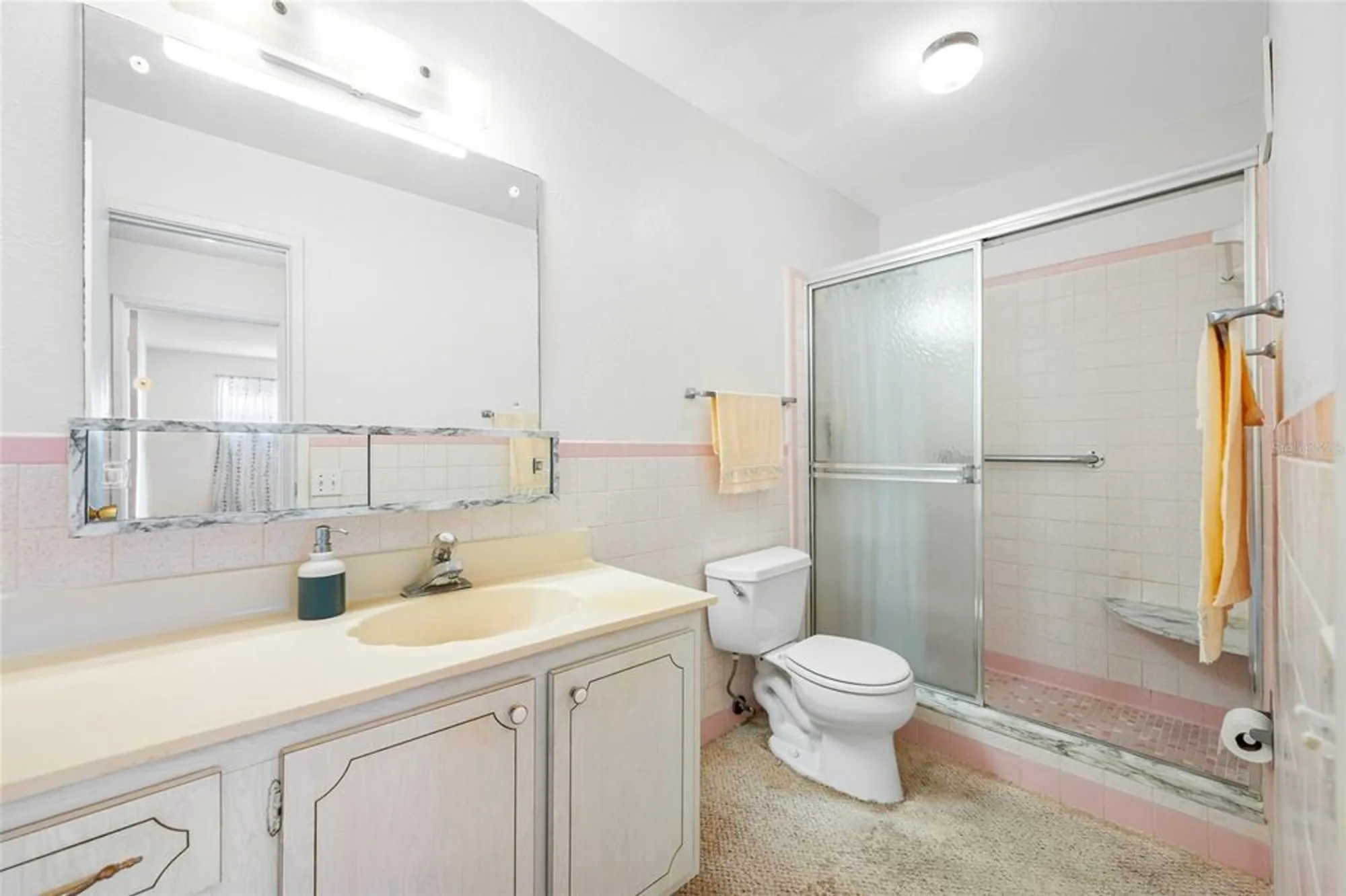 Property Slideshow image 32 of 39 | 5660 80th st n unit d207, St Petersburg, FL, 33709
