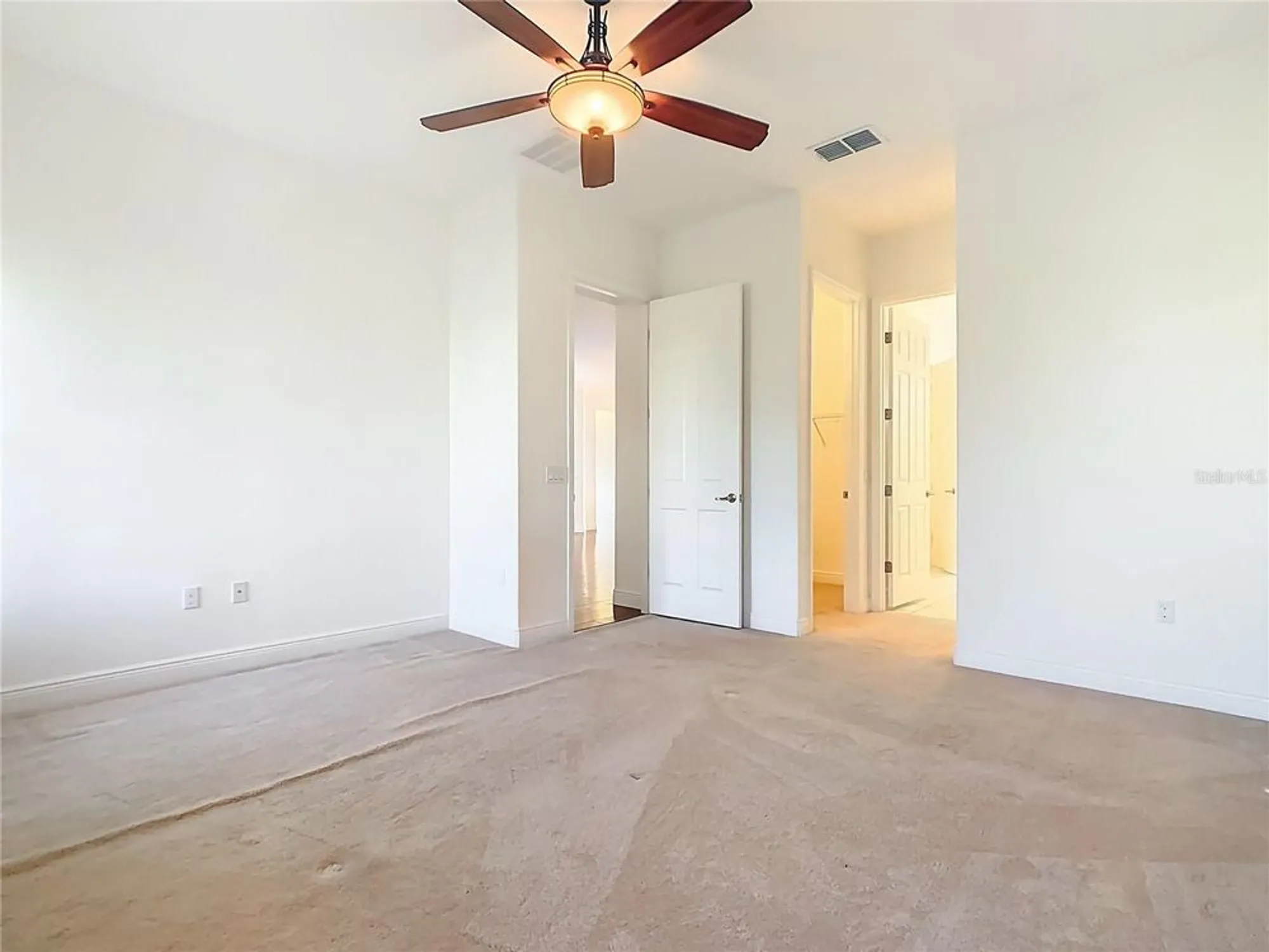 Property Slideshow image 42 of 61 | 650 carmel ln, Kissimmee, FL, 34759