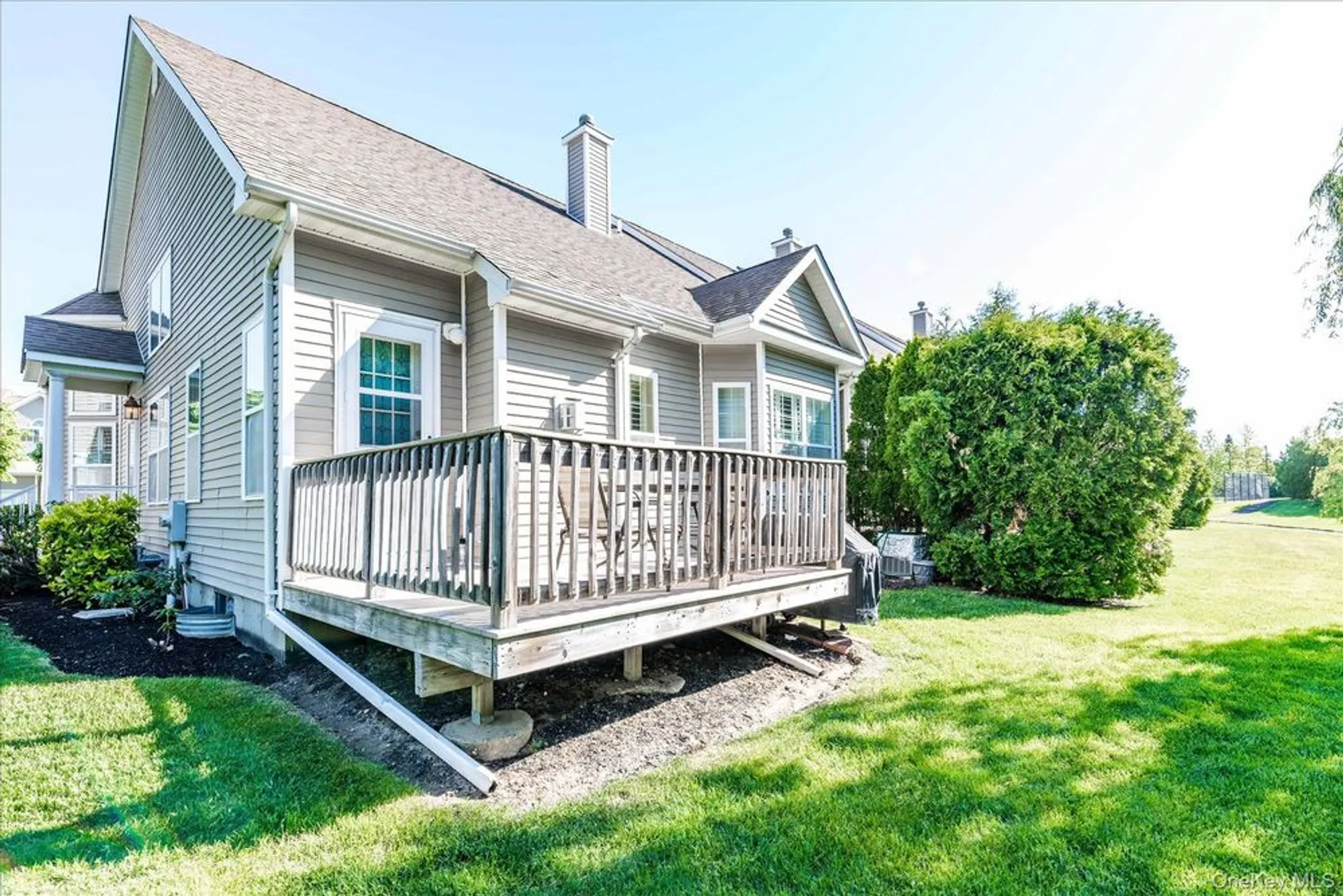 Property Slideshow image 18 of 21 | 43 halley ln, Miller Place, NY, 11764