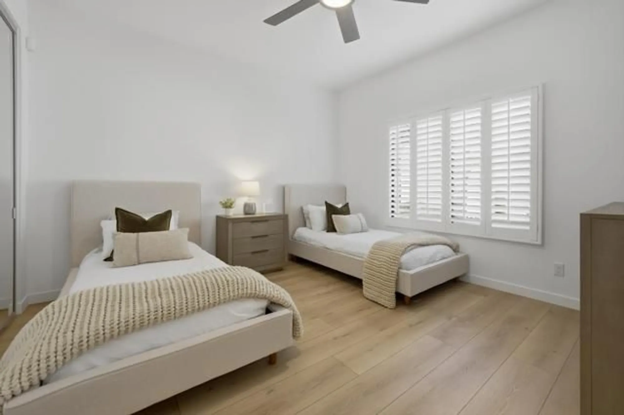 Property Slideshow image 16 of 35 | 54860 oak tree a32, La Quinta, CA, 92253