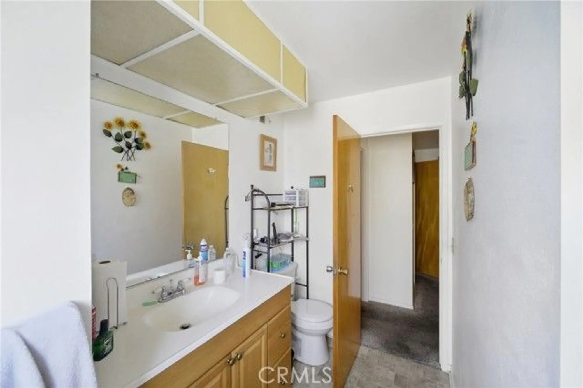 Property Slideshow image 23 of 26 | 1461 w westmont ave, Hemet, CA, 92543