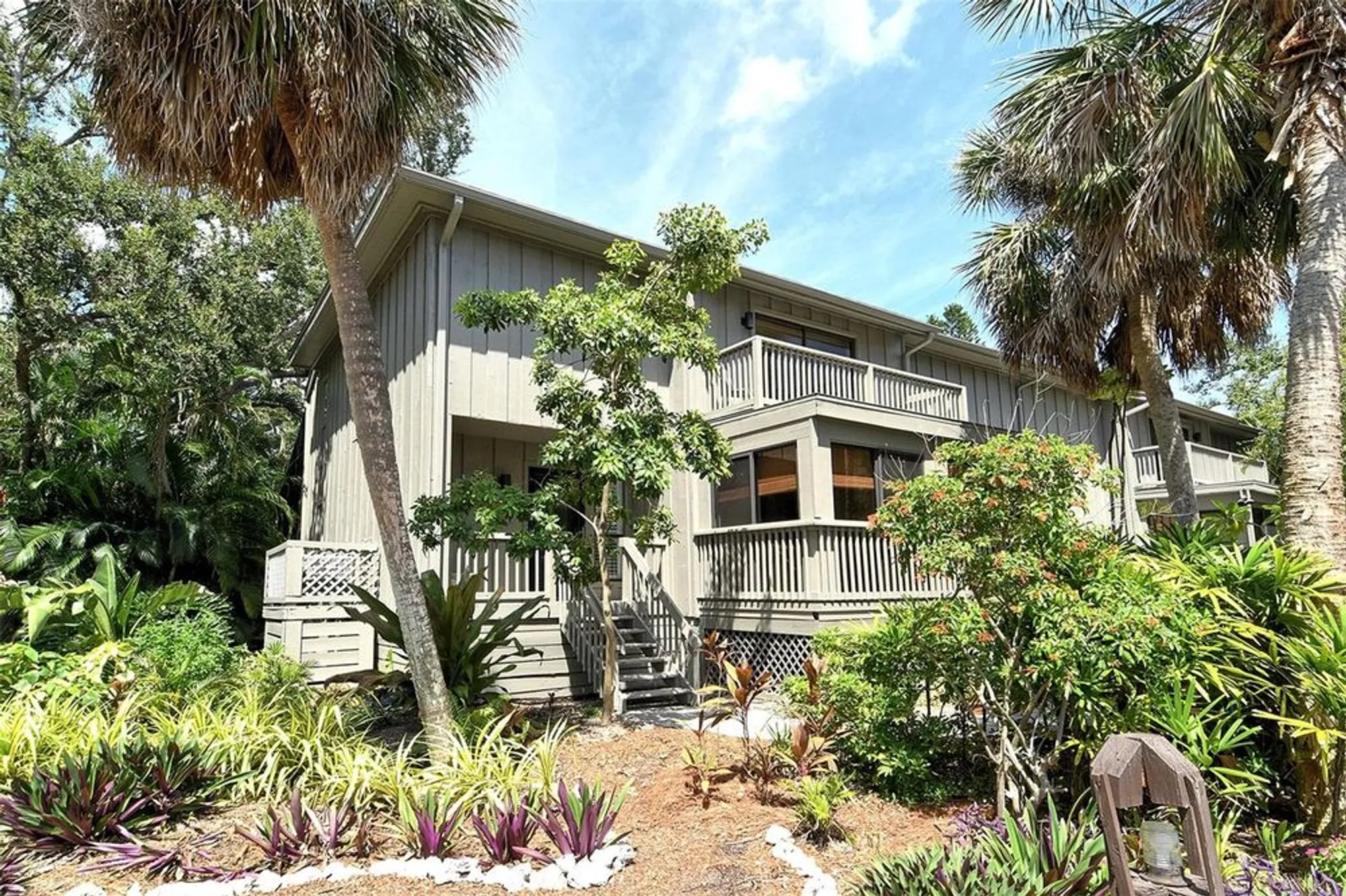 Property Slideshow image 1 of 84 | 1473 landings cir # 44, Sarasota, FL, 34231
