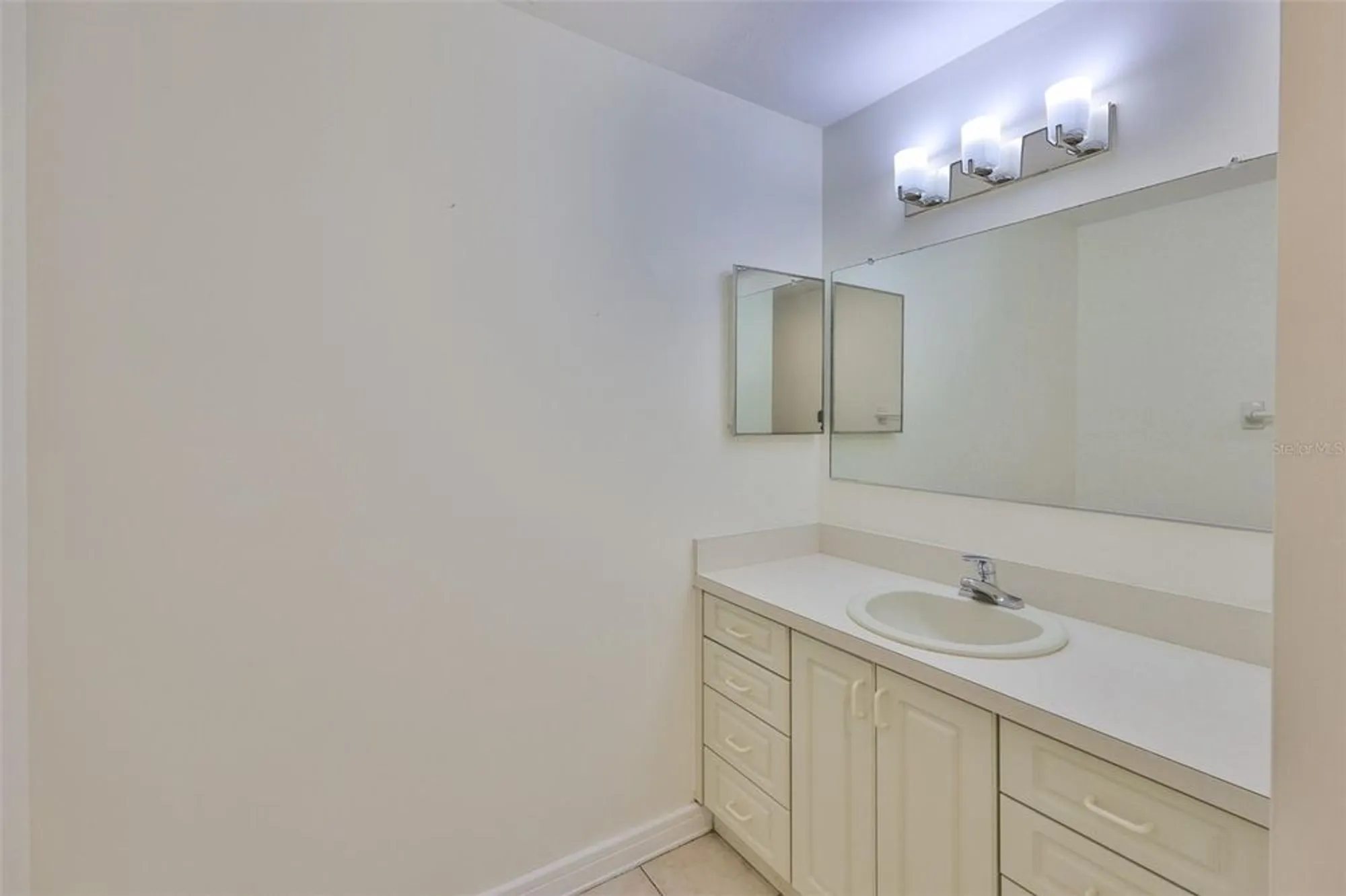 Property Slideshow image 30 of 54 | 1210 eastloch ct, Sun City Center, FL, 33573