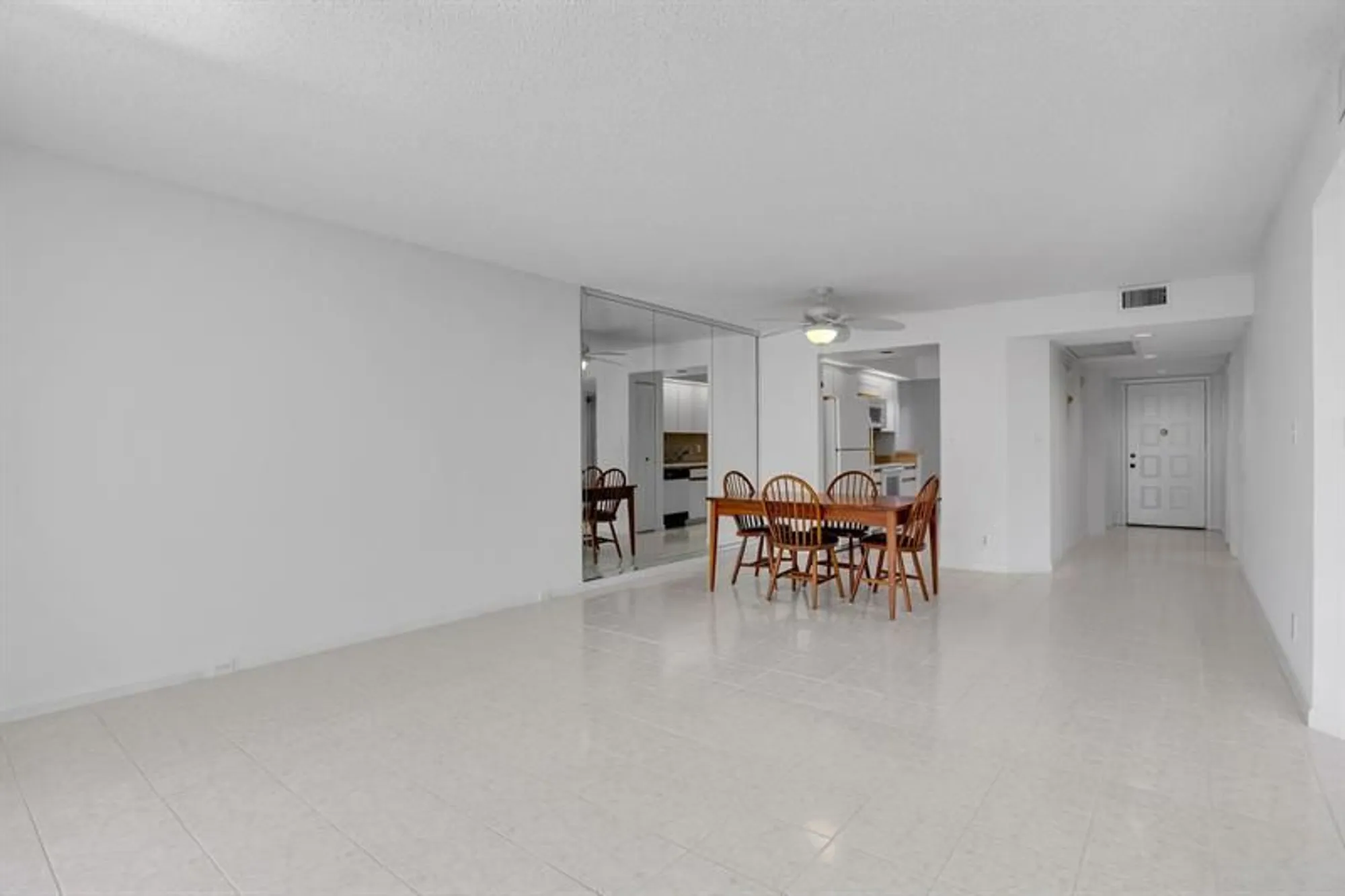 Property Slideshow image 20 of 35 | 1801 eleuthera pt g3, Coconut Creek, FL, 33066