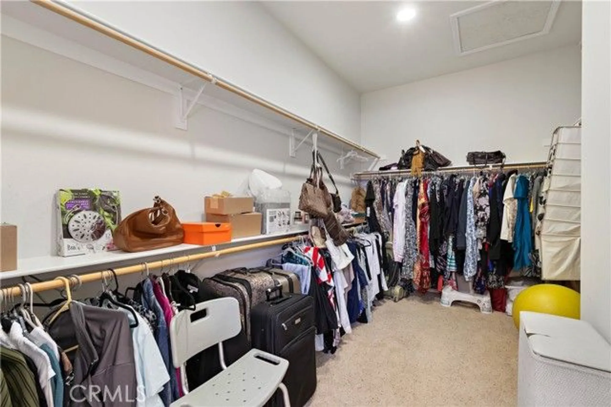 Property Slideshow image 28 of 37 | 10041 wilmington ln, Apple Valley, CA, 92308