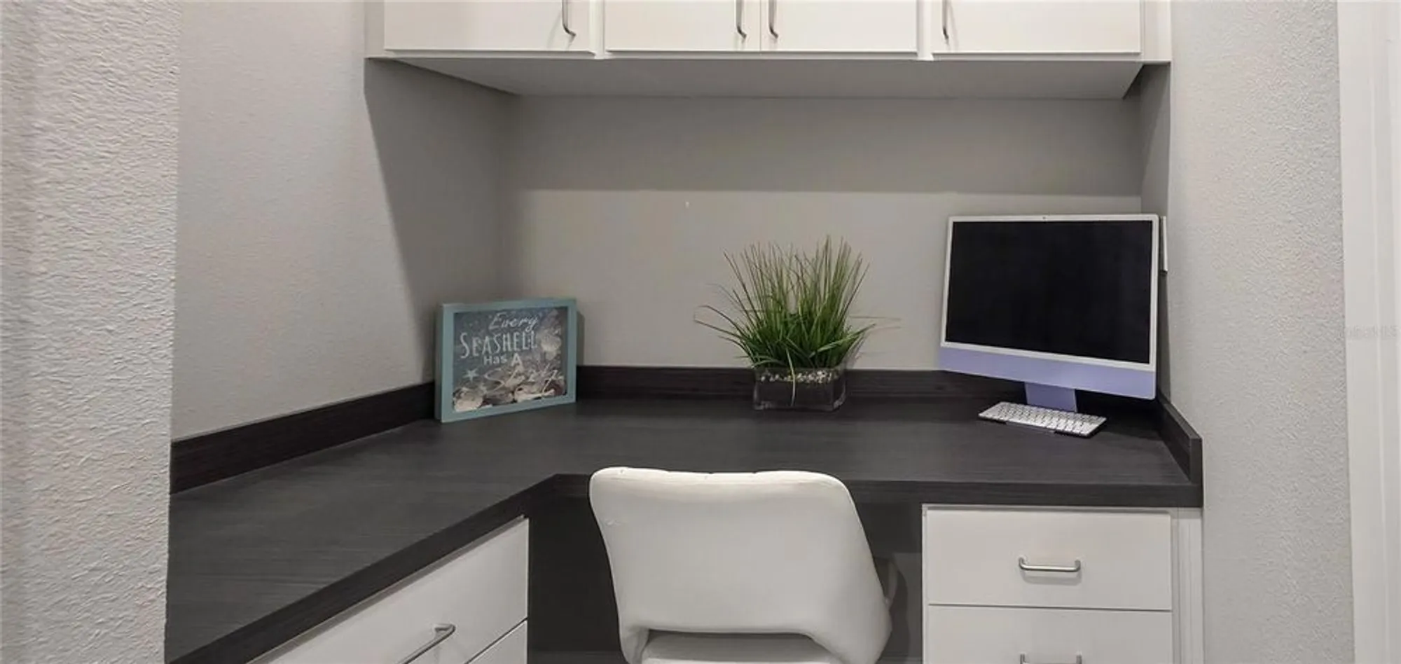 Property Slideshow image 7 of 49 | 10619 wynward way, Parrish, FL, 34219